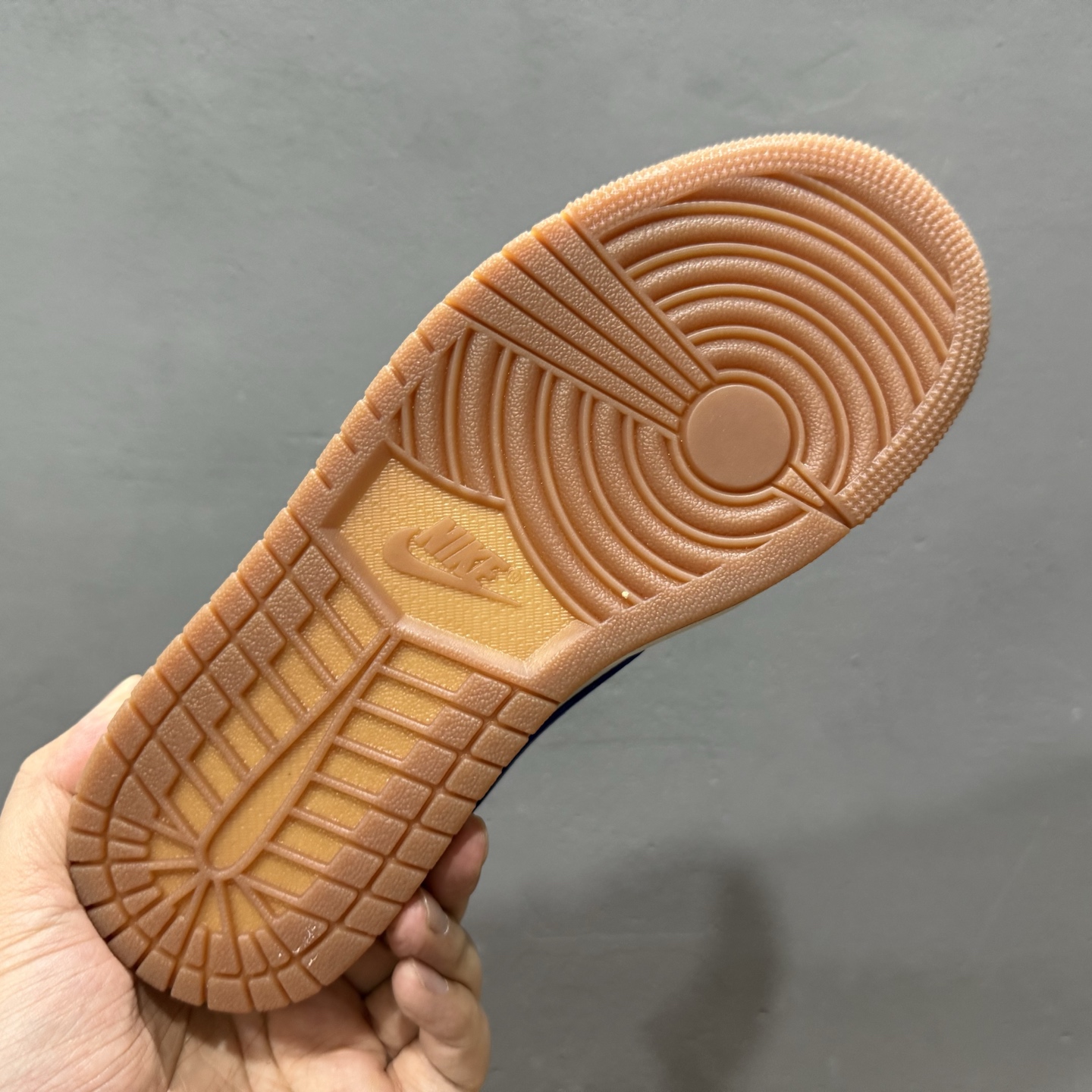 Travis Scott x Air Jordan 1 AJ1乔1 TS 联名倒钩 DZ4137-700 黄蓝倒钩