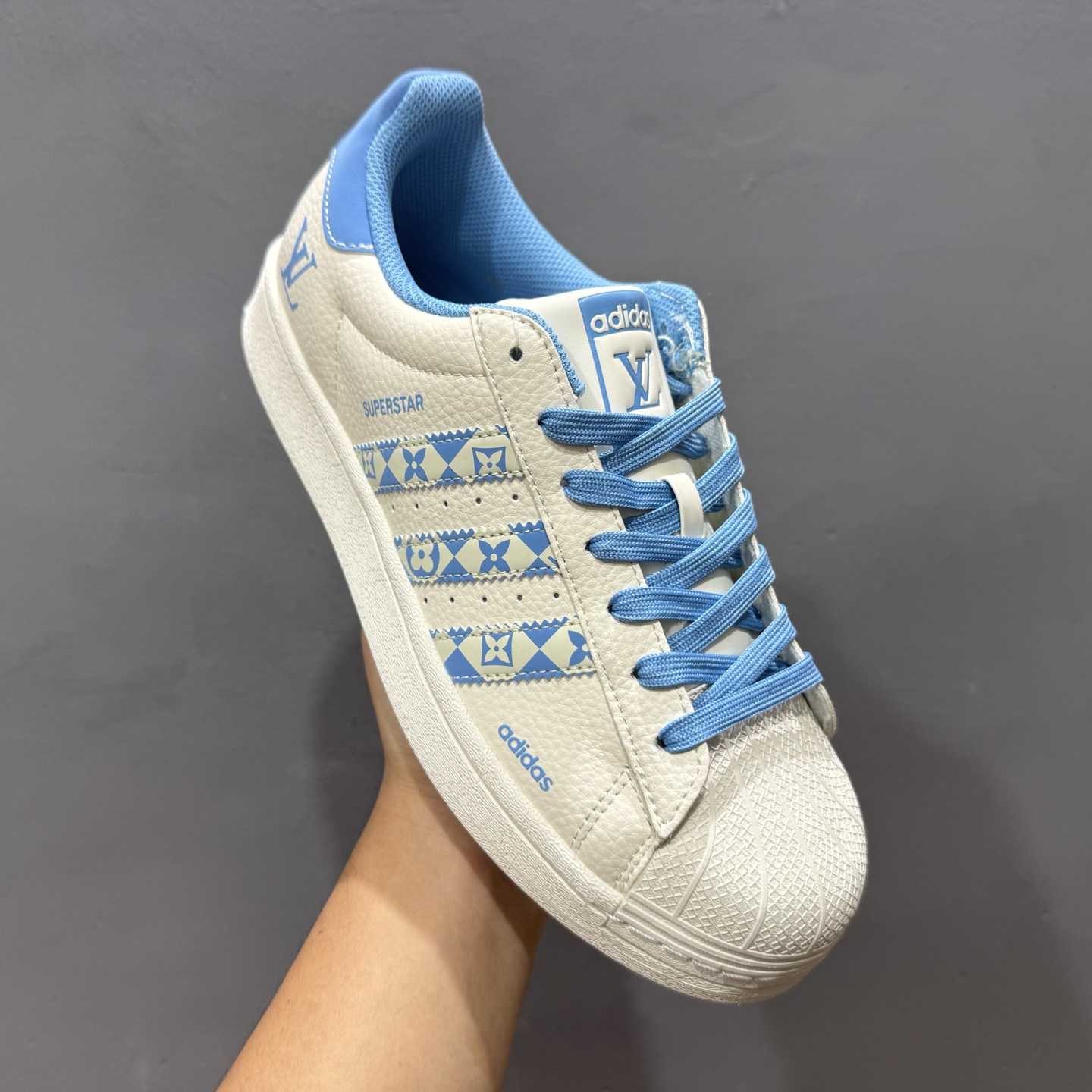 Adidas Originals Superstar 联名款 经典贝壳头 XG0006