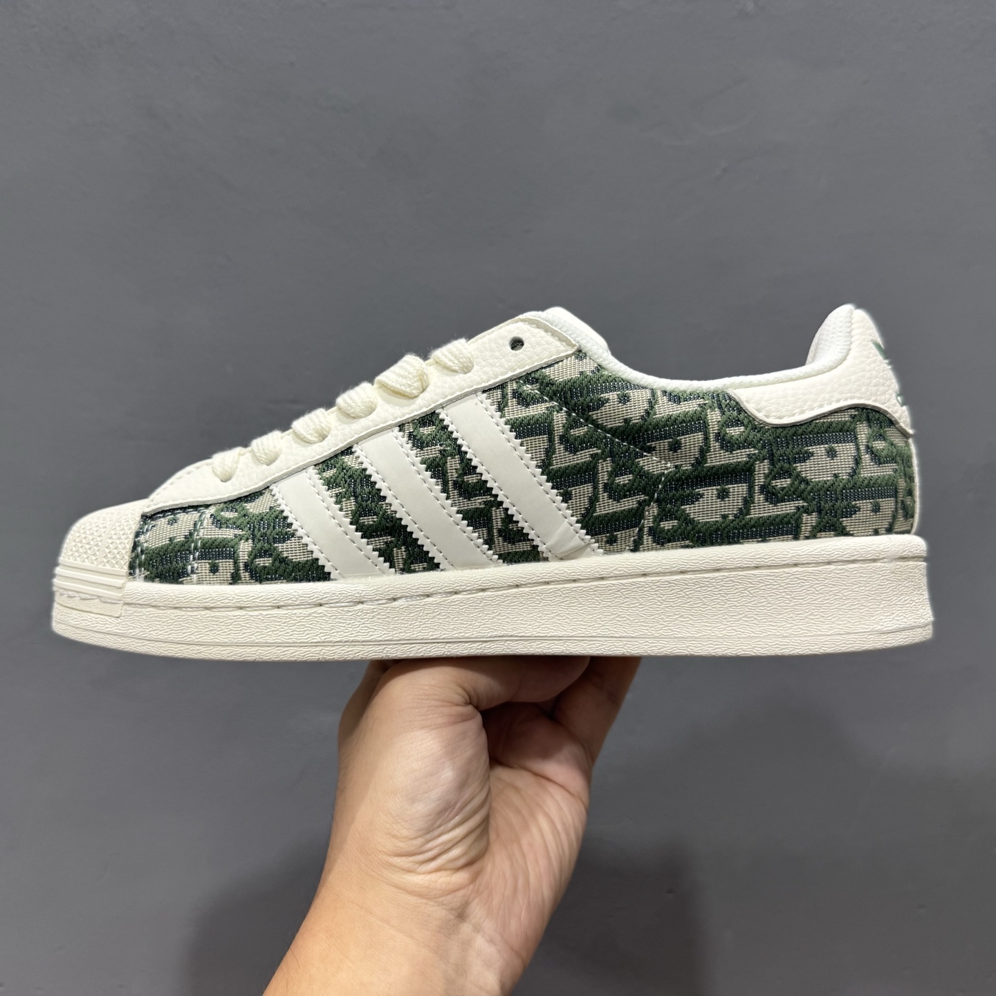 C版 Adidas Originals Superstar 联名款 经典贝壳头 JY8914