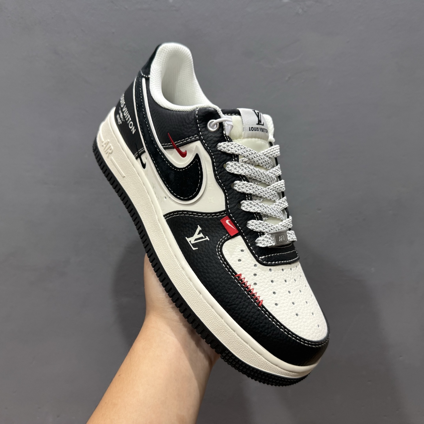 NIKE AIR FORCE 1‘07 LV8 空军 YX5066-349