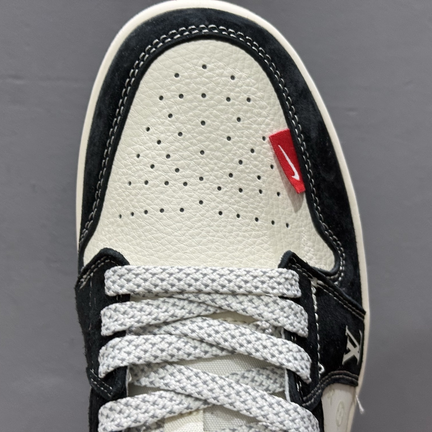 Air Jordan 1 Low AJ1 乔1 LV联名 黑布红标 高端定制 低帮复古篮球鞋  YX5066-369