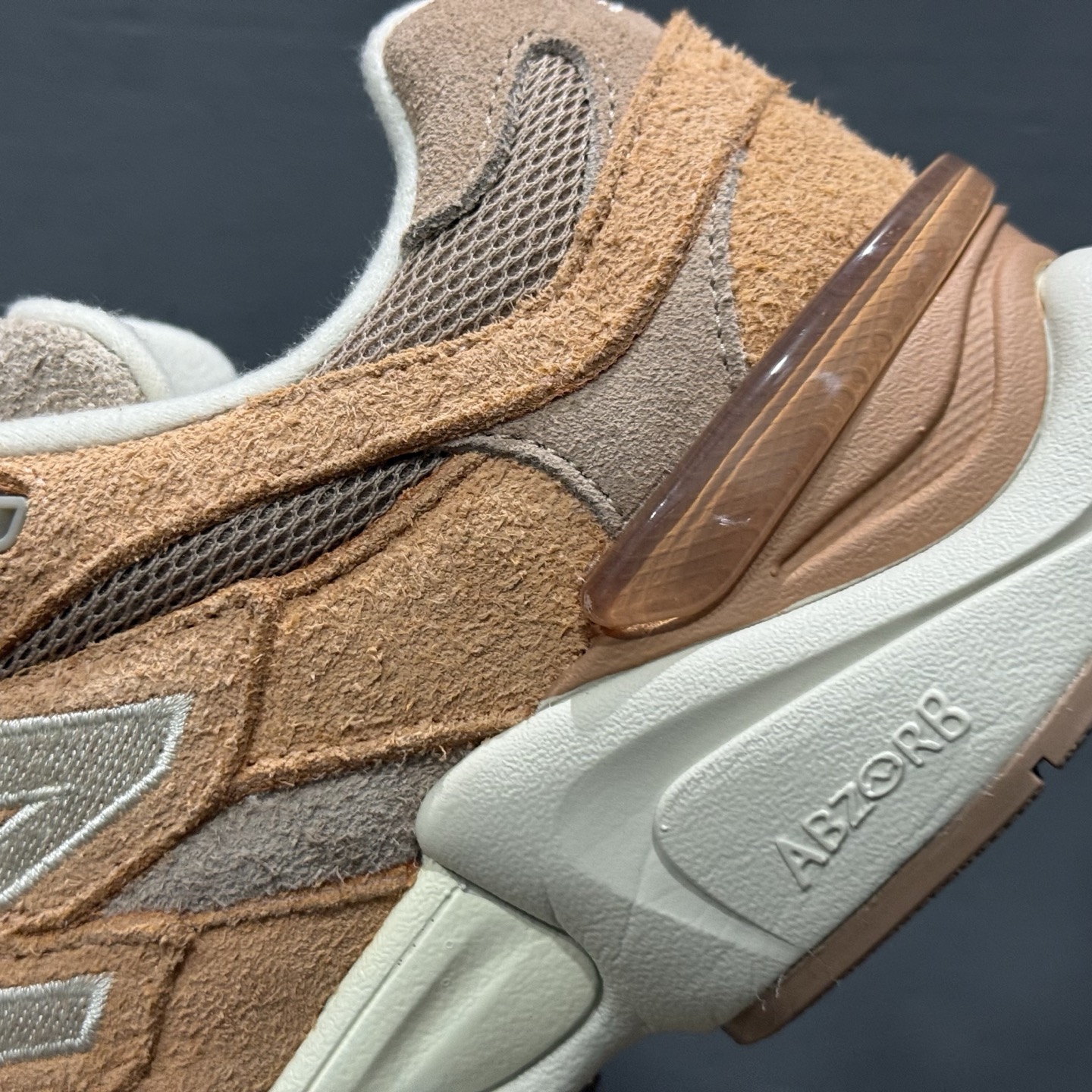 C版新百伦系列 麂皮铜棕色 无敌质感 U9060WCW