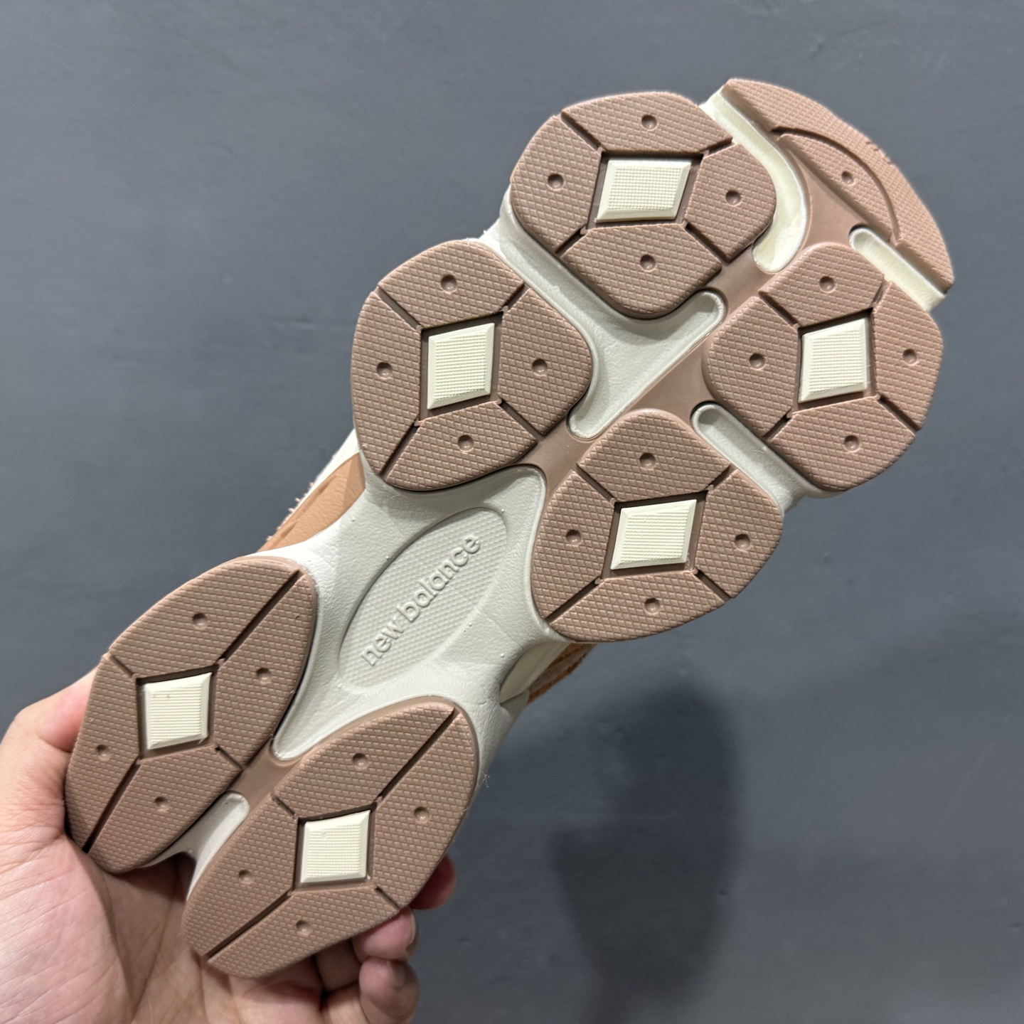 C版新百伦系列 麂皮铜棕色 无敌质感 U9060WCW