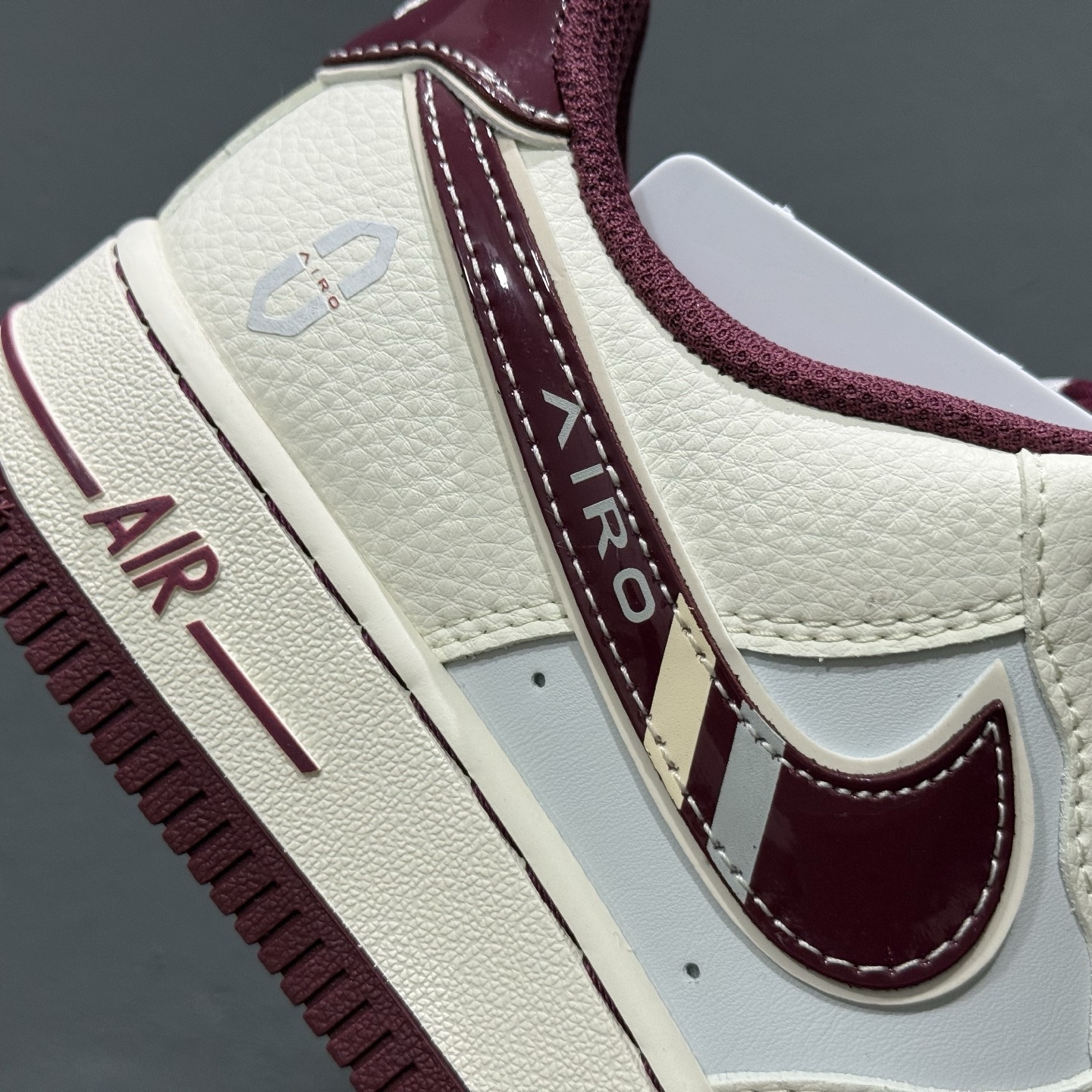 NIke Air Force 1 ‘07 Low “问界联名——红M9”空军一号 低帮  XS1958-610