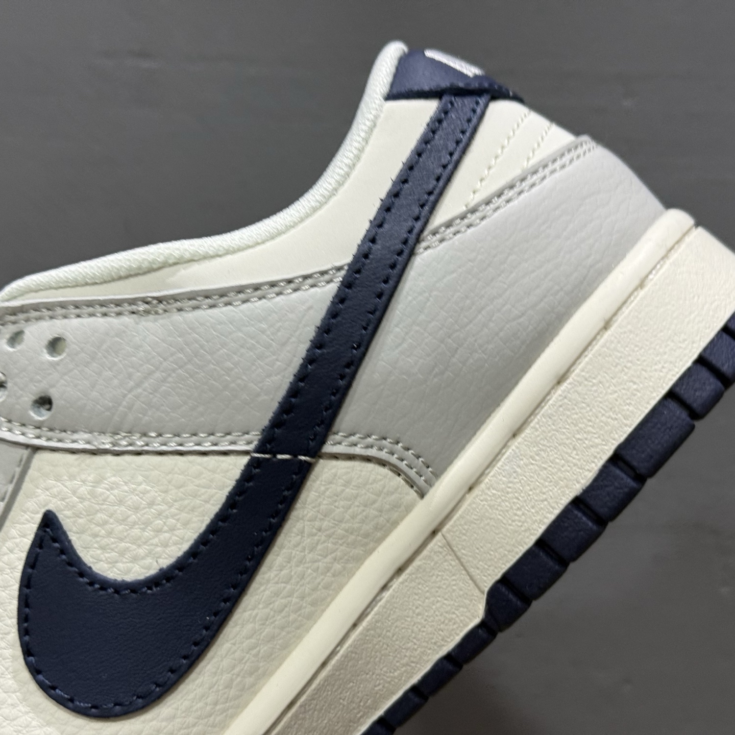 Nike Dunk Low Retro ‘DIY高端定制’耐克 低帮休闲运动板鞋 XF8698-083 Nike Dunk Low Retro ‘DIY高端定制’耐克 低帮休闲运动板鞋 XF8698-083