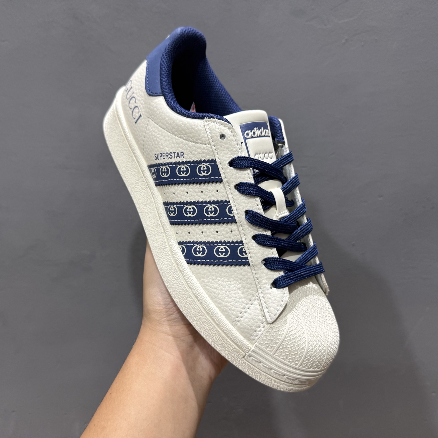 Adidas Originals Superstar 联名款 经典贝壳头 AD8012