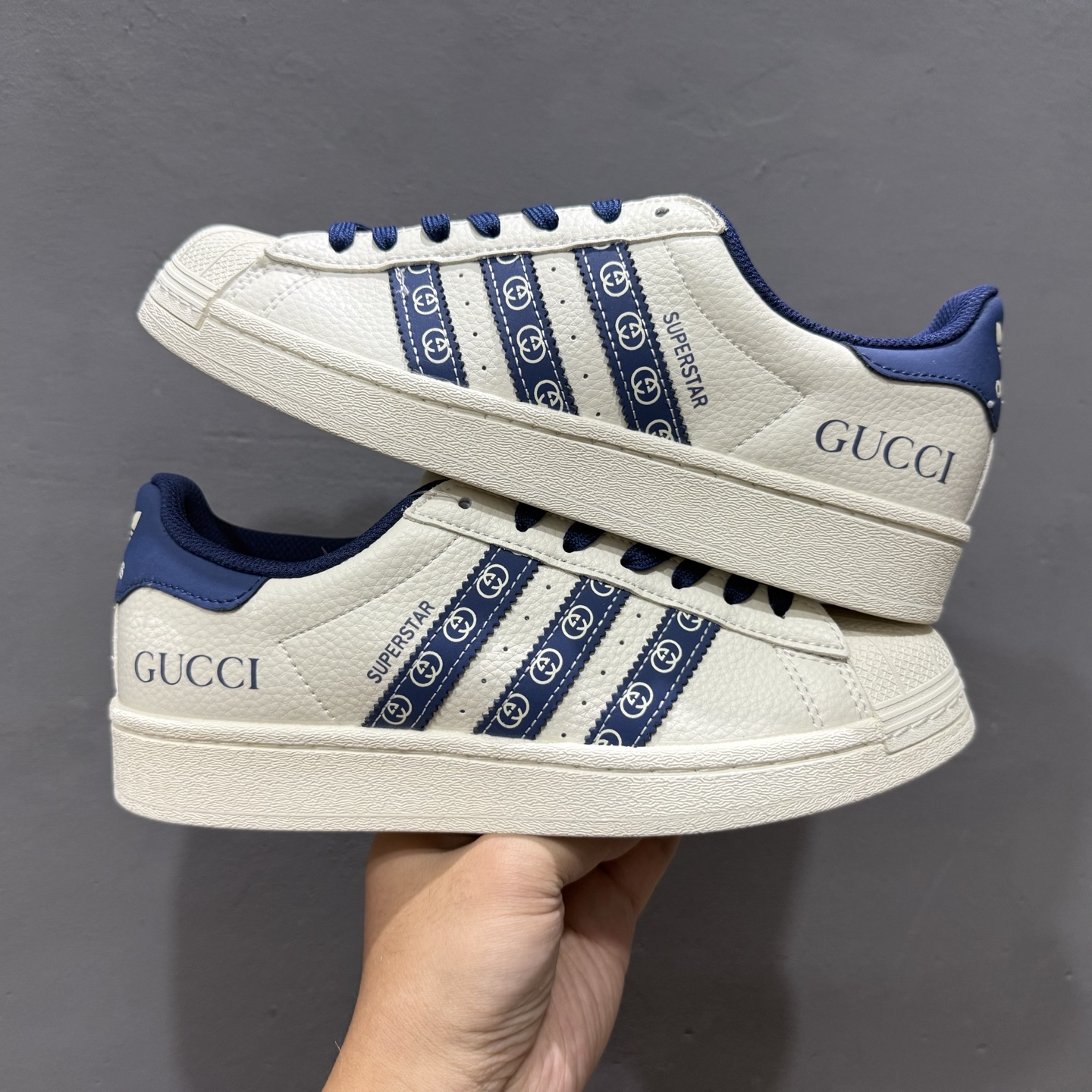 Adidas Originals Superstar 联名款 经典贝壳头 AD8012