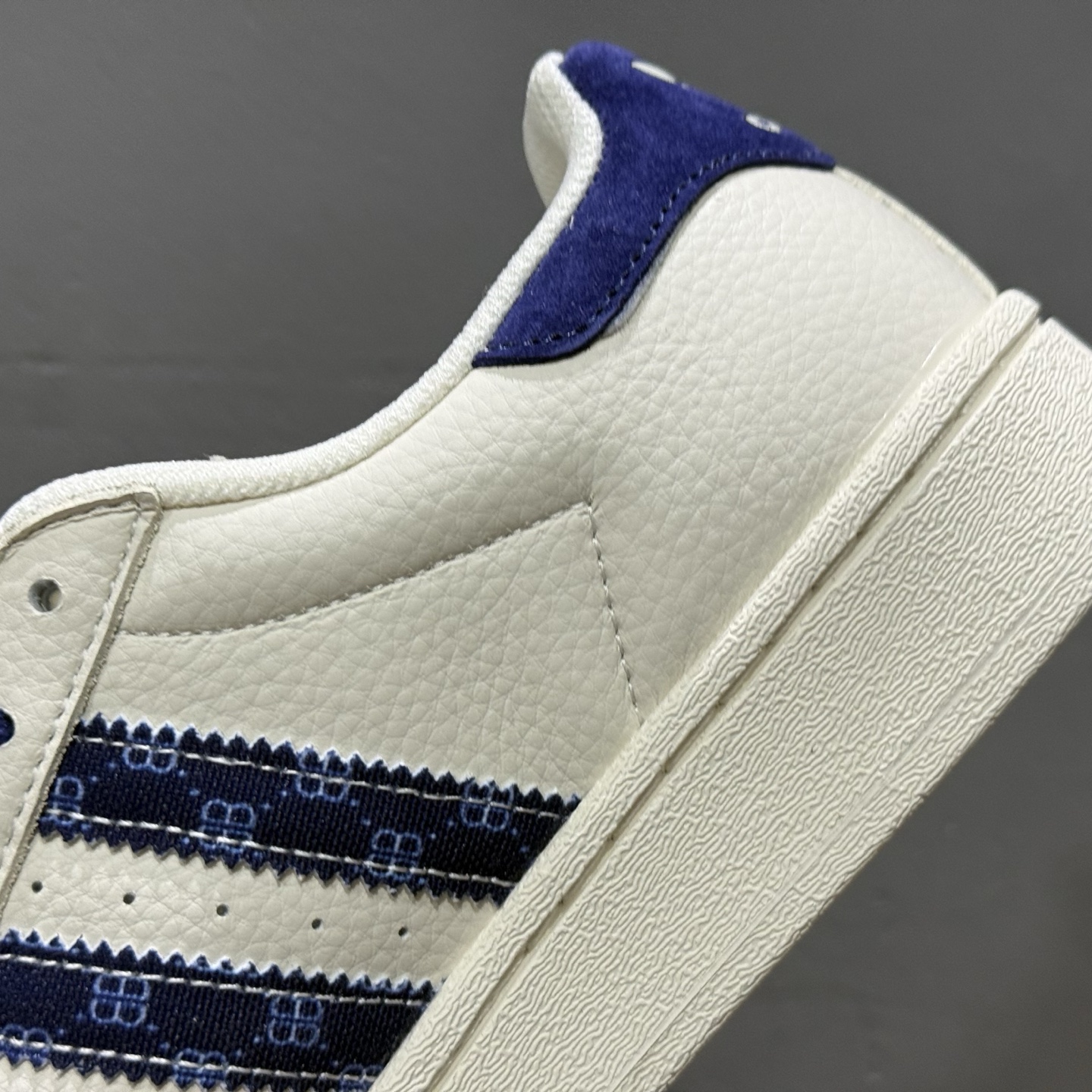 Adidas Originals Superstar 联名款 经典贝壳头 XS0010 Adidas Originals Superstar 联名款 经典贝壳头 XS0010