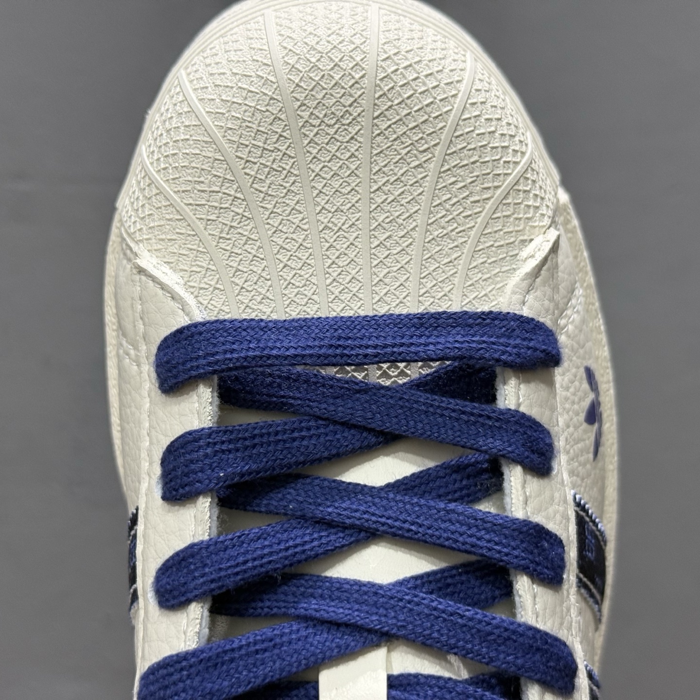 Adidas Originals Superstar 联名款 经典贝壳头 XS0010 Adidas Originals Superstar 联名款 经典贝壳头 XS0010