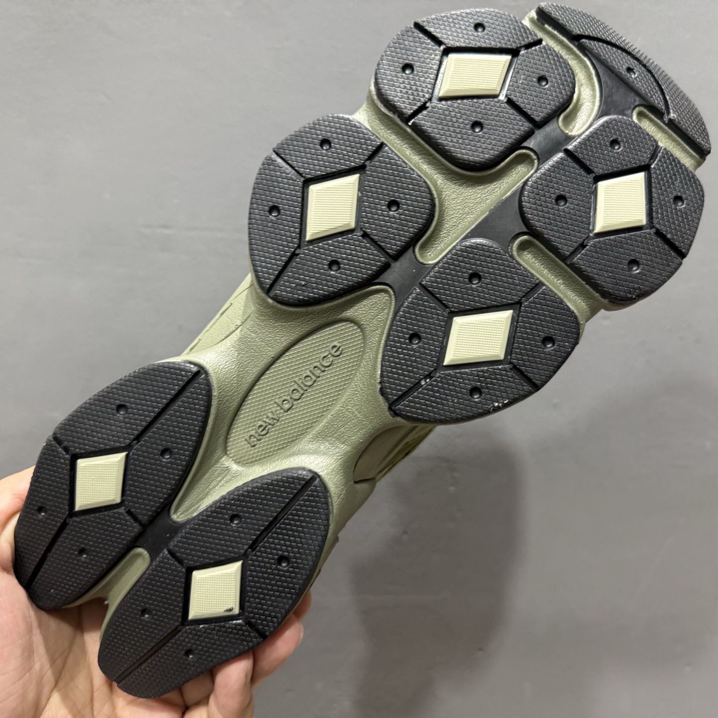 NB9060 麂皮橄榄绿 U9060ZGD