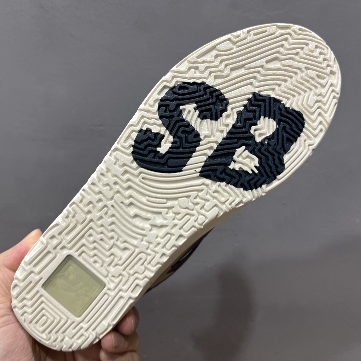 Nike SB Day One 此款以简约大方的造型设计 FN4210-402 Nike SB Day One 此款以简约大方的造型设计 FN4210-402