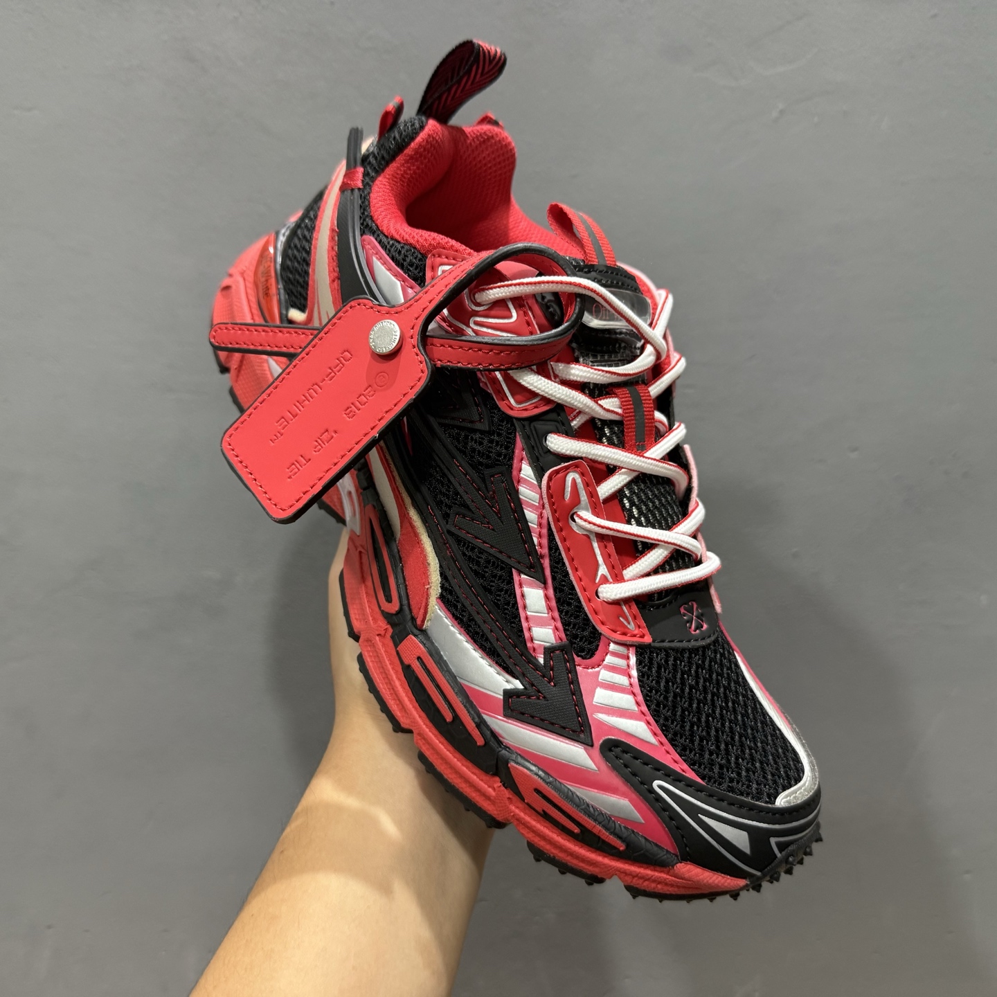 独家实拍Off-White 低帮复古休闲鞋 独家实拍Off-White 低帮复古休闲鞋