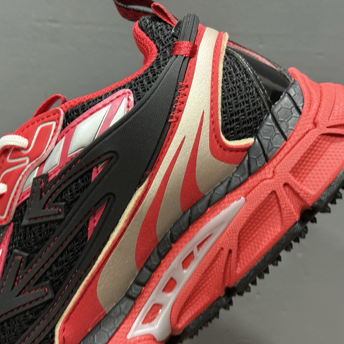 独家实拍Off-White 低帮复古休闲鞋 独家实拍Off-White 低帮复古休闲鞋