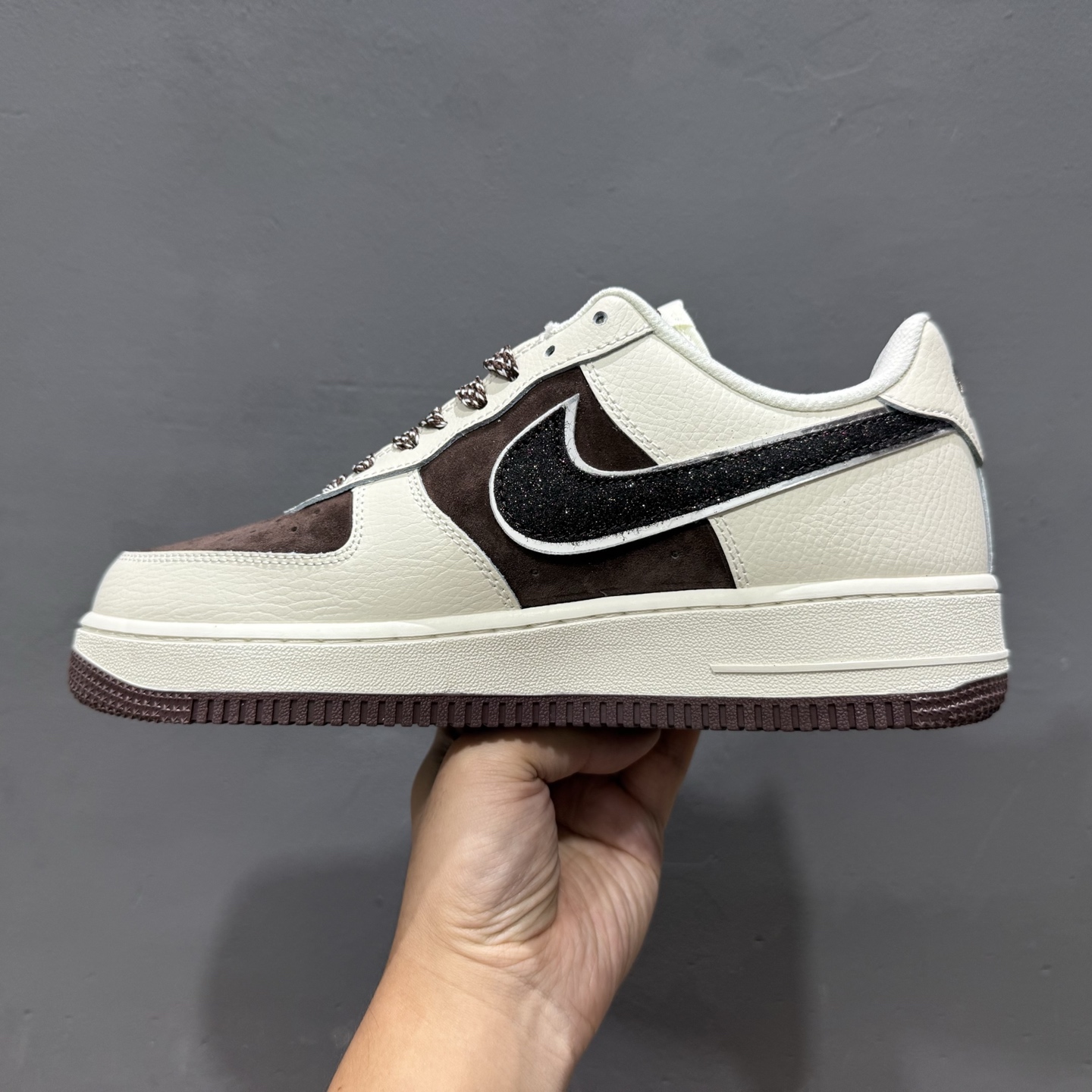 Nike Air Force 1'07 NIKE 联名 米白黑 QY3168-526 Nike Air Force 1'07 NIKE 联名 米白黑 QY3168-526