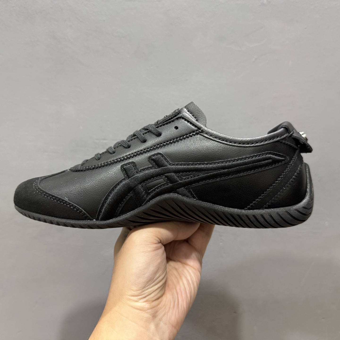 OnitsukaTiger/鬼塚虎 Mexico 66 Driving 低邦休闲跑步鞋 1183C306-001