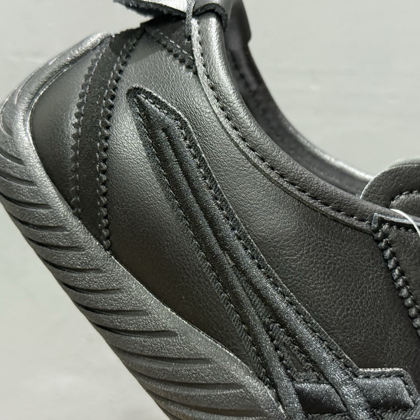 OnitsukaTiger/鬼塚虎 Mexico 66 Driving 低邦休闲跑步鞋 1183C306-001