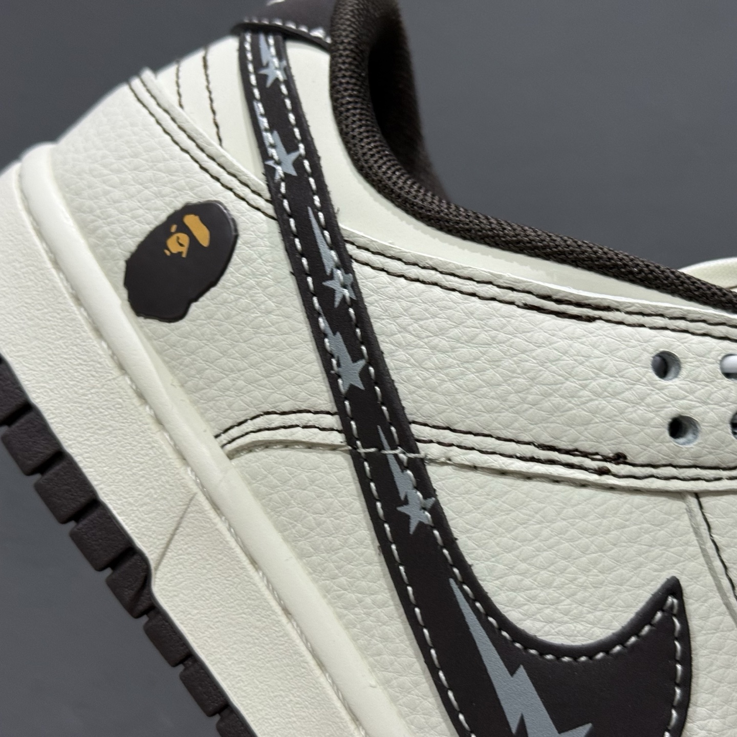 独家实拍C版 Nike SB Dunk Low x BAPE 黑白满天星 XF8698-080