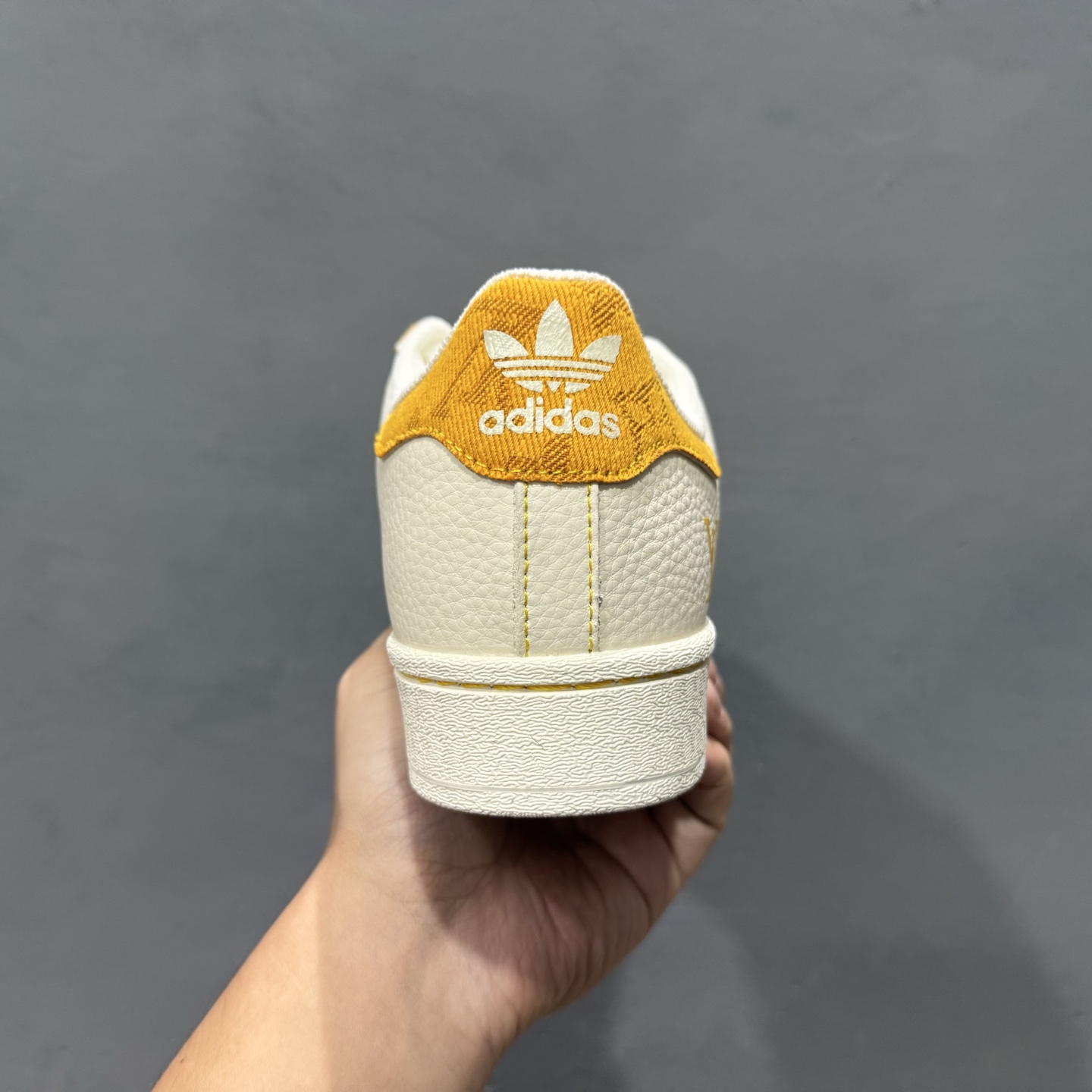独家实拍C版 Adidas Originals Superstar 联名款 经典贝壳头 AD8007
