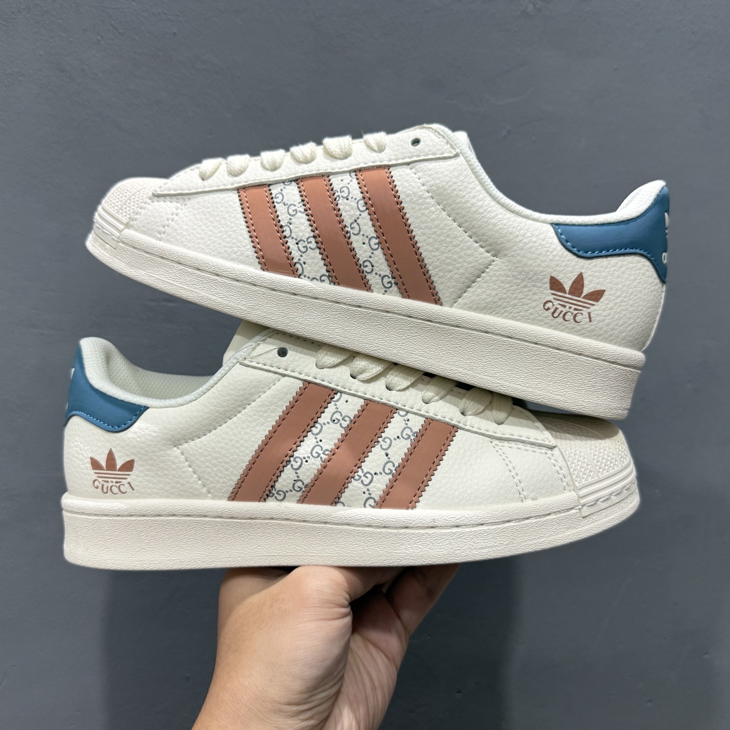 #纯原 CLOT x AD Originals Supertar#贝壳头CUCCI联名限定 贴合柔软皮料蓝白粉色三杆配色 #纯原 CLOT x AD Originals Supertar#贝壳头CUCCI联名限定 贴合柔软皮料蓝白粉色三杆配色