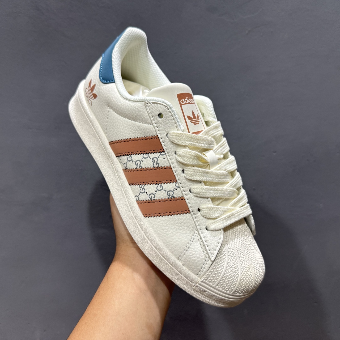 #纯原 CLOT x AD Originals Supertar#贝壳头CUCCI联名限定 贴合柔软皮料蓝白粉色三杆配色 #纯原 CLOT x AD Originals Supertar#贝壳头CUCCI联名限定 贴合柔软皮料蓝白粉色三杆配色