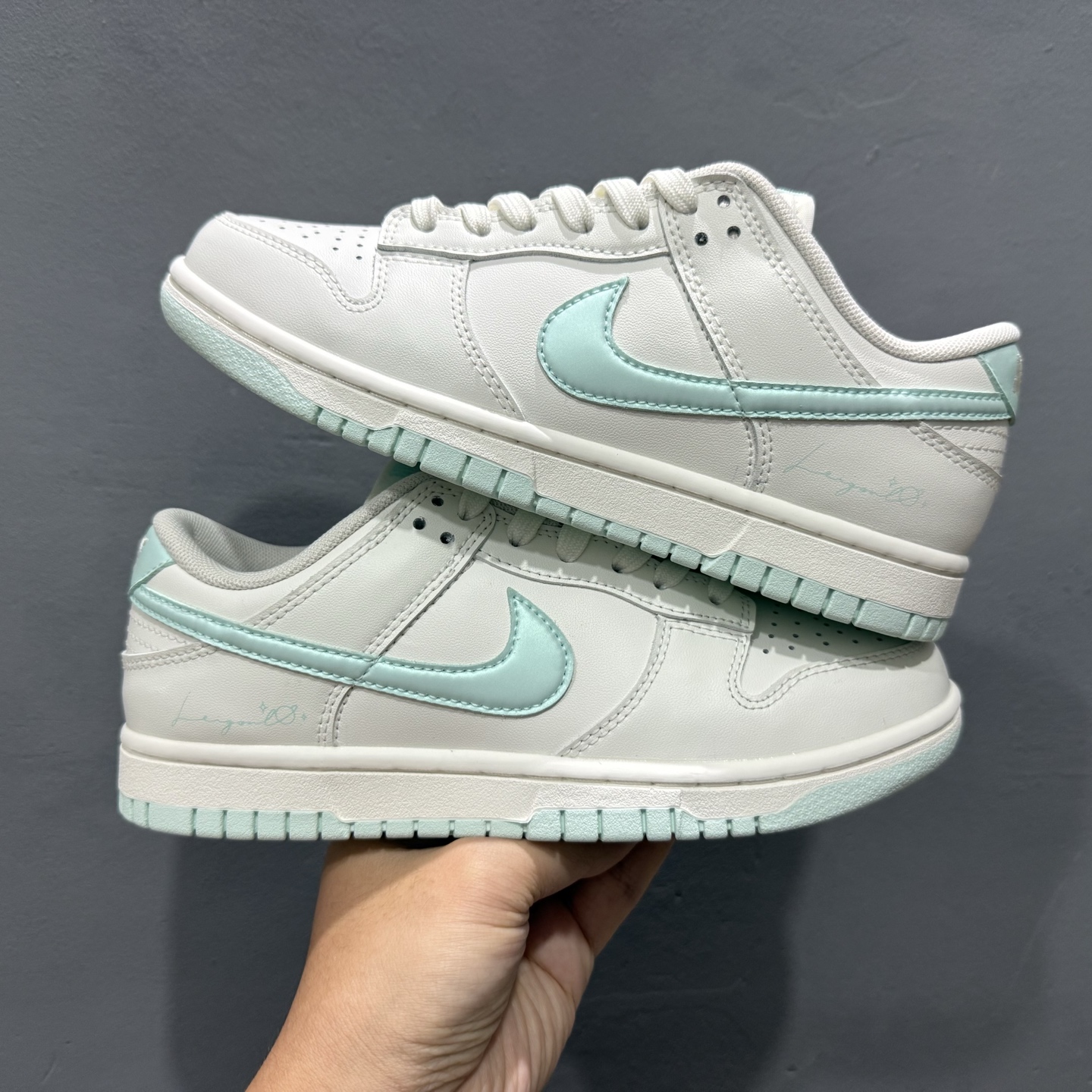 Nike Dunk Low 薄荷曼波 当杏仁奶白拥抱一缕薄荷蓝的风 WC0212-017 Nike Dunk Low 薄荷曼波 当杏仁奶白拥抱一缕薄荷蓝的风 WC0212-017