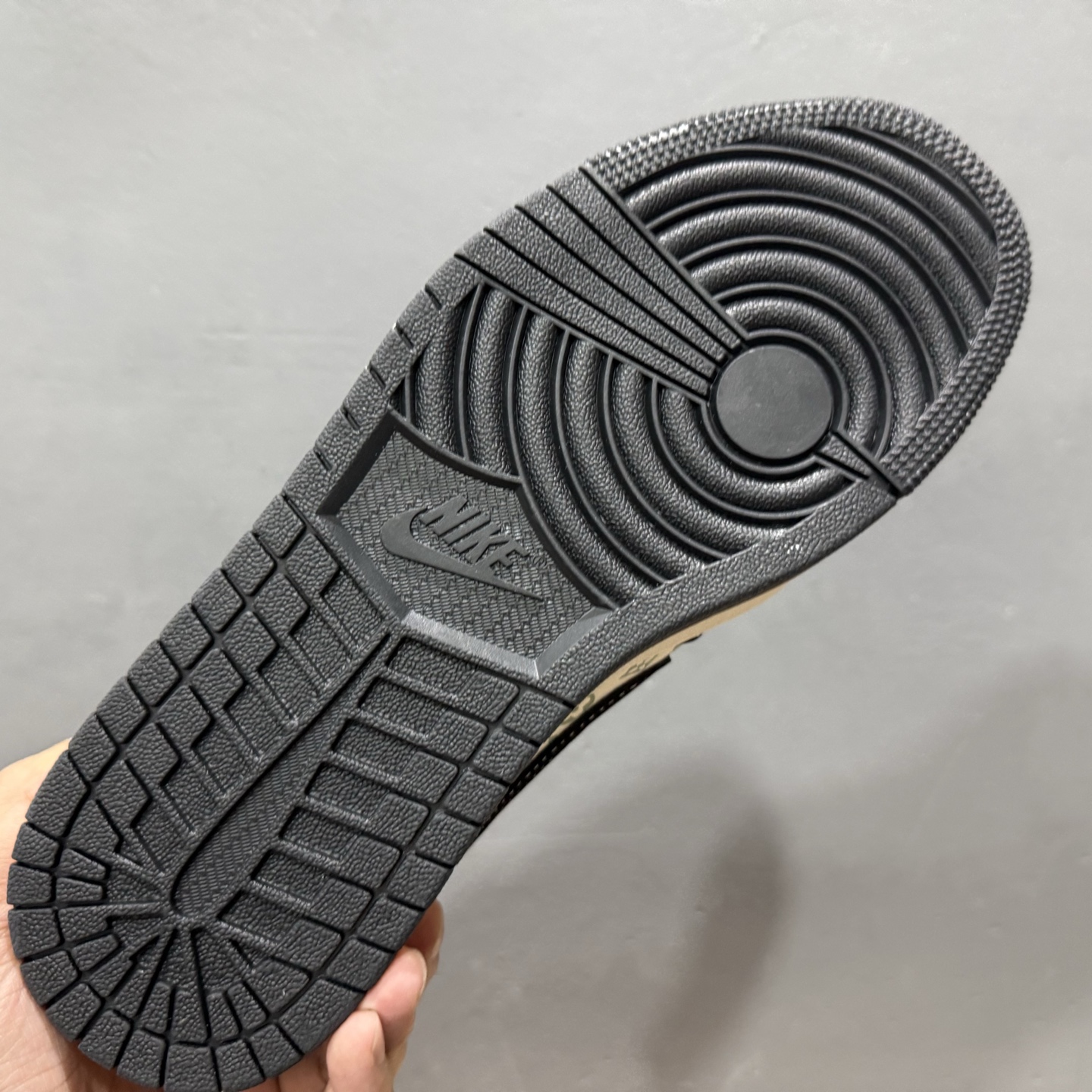 XC版Fragment x Travis Scott x LV Air Jordan 1 Low 三方联名倒钩  LX1988-200