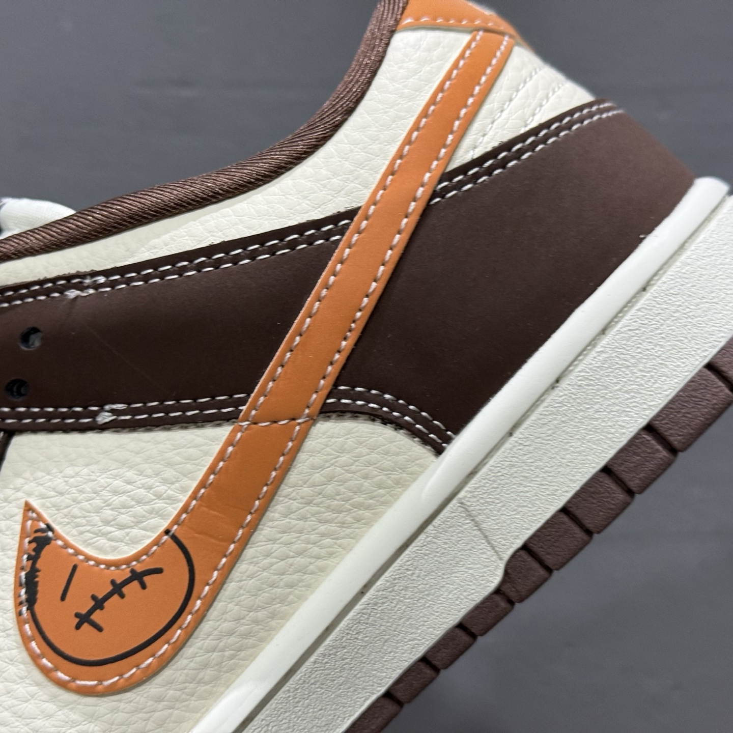 独家实拍Nike SB Dunk Low 深棕鬼脸 周年高端定制 低帮休闲板鞋 KK1333-034