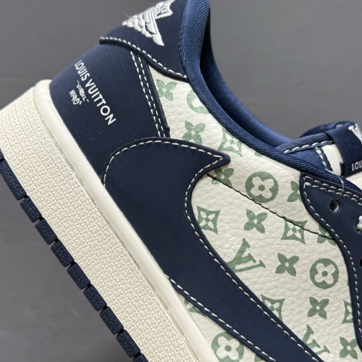 XC版Travis Scott x Fragment Design x Air Jordan 1 Low SP AJ1 乔1 LV联名深海蓝 低帮文化休闲板鞋 LX1988-103