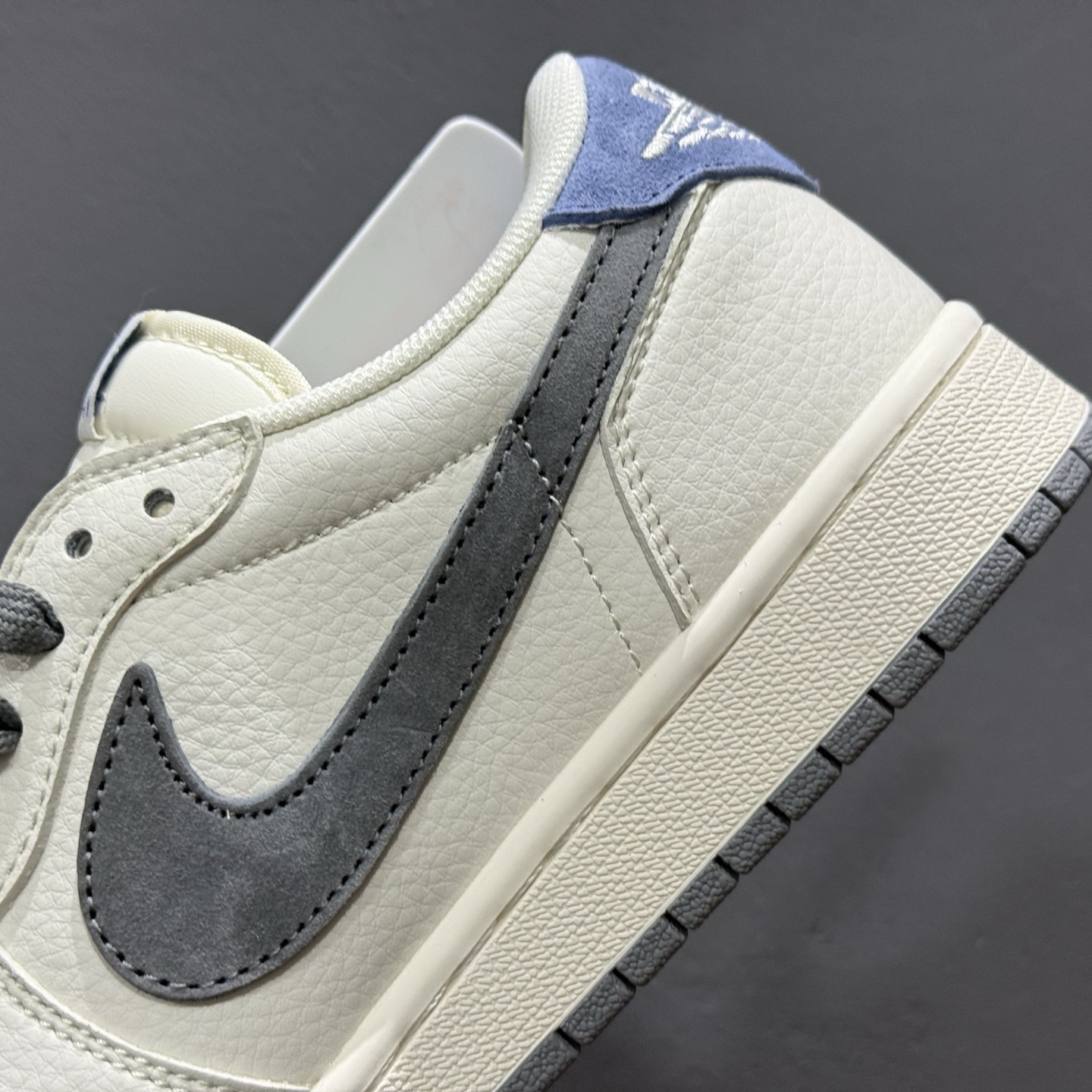 XC版Travis Scott x Fragment Design x Air Jordan 1 Low SP AJ1 乔1 LV联名深海蓝 低帮文化休闲板鞋 LX1988-111