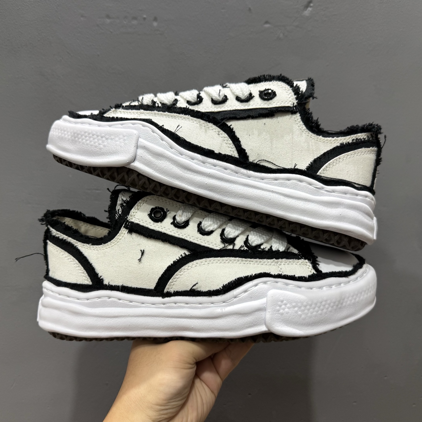 Maison Mihara Yasuhiro x AMIRI Skel-Top Low MMY 三原康裕 圆头系带 低帮 帆布 溶解鞋