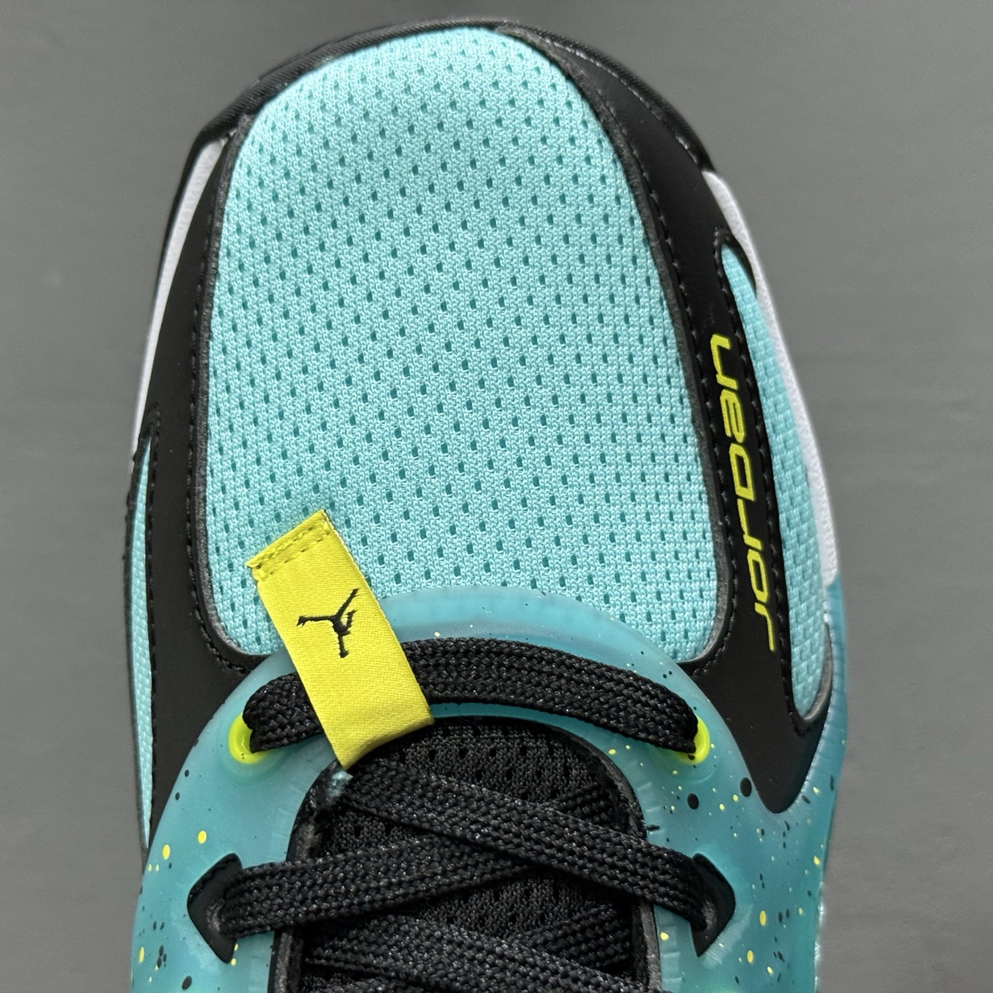 Nike Jordan Heir 1.0 乔丹继承者一代 減震防滑耐磨 低帮 篮球鞋 FQ3858-100