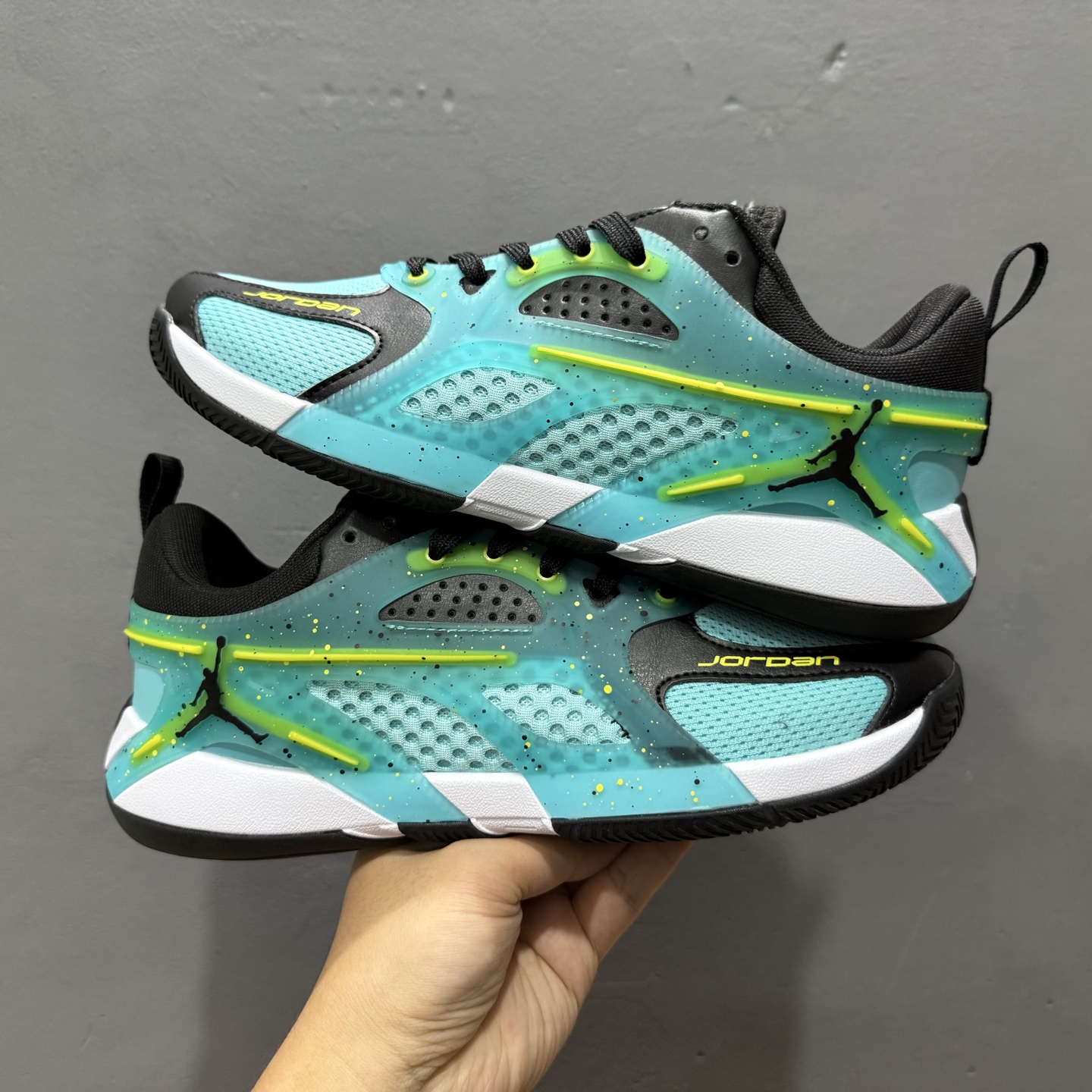 Nike Jordan Heir 1.0 乔丹继承者一代 減震防滑耐磨 低帮 篮球鞋 FQ3858-100