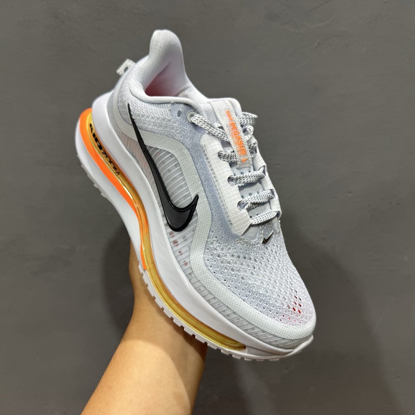 Nike Air Zoom Pegasus Premium 耐克网面全掌气垫缓震跑鞋 HQ2592-002