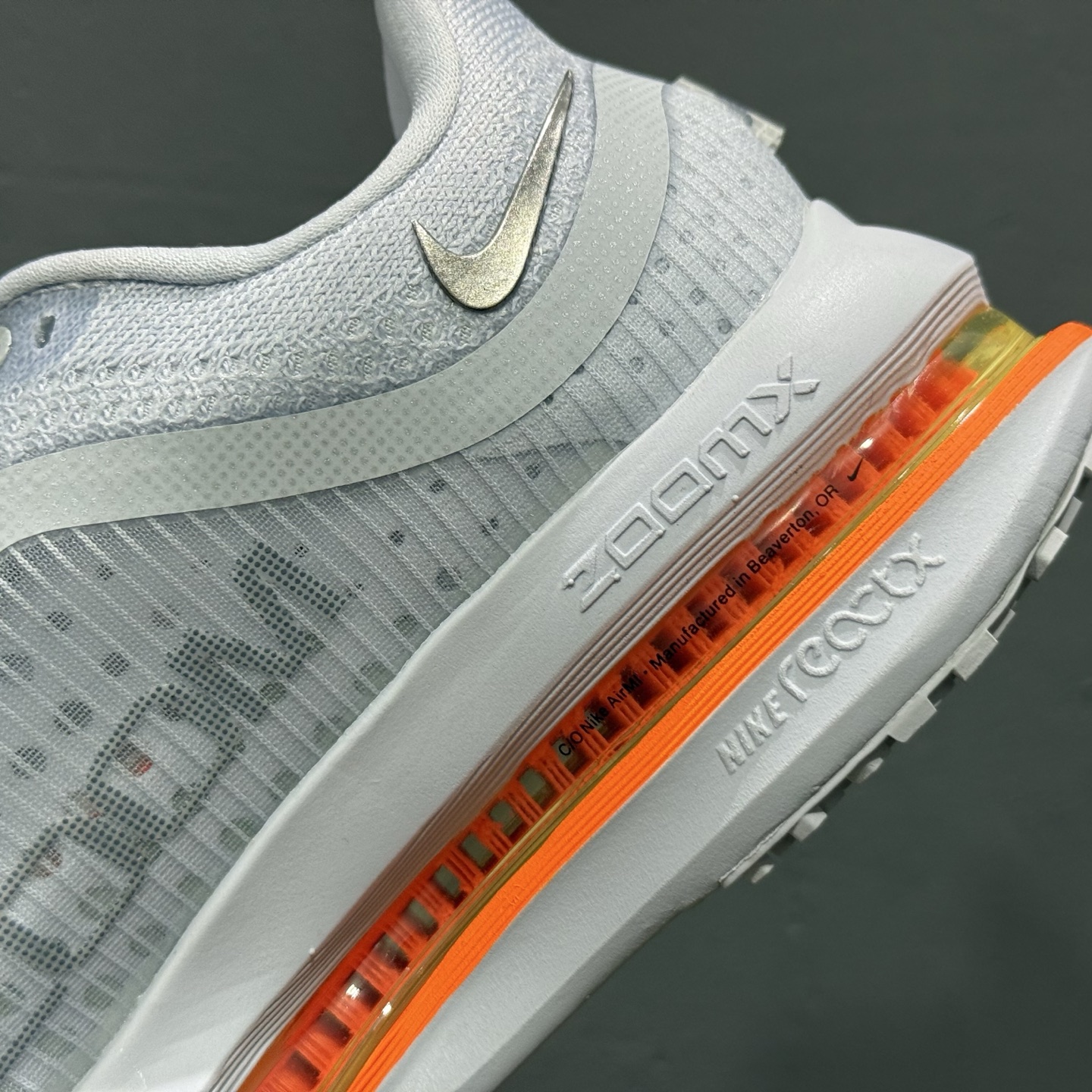 Nike Air Zoom Pegasus Premium 耐克网面全掌气垫缓震跑鞋 HQ2592-002