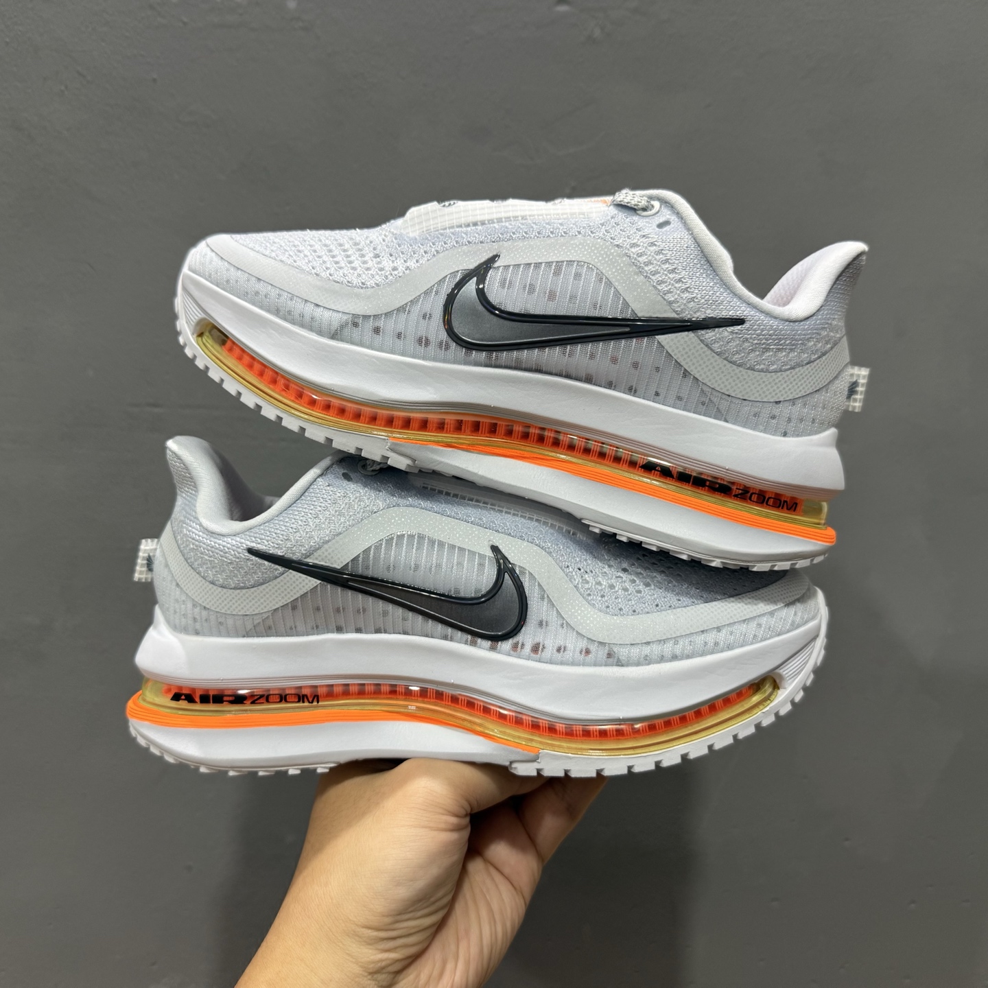 Nike Air Zoom Pegasus Premium 耐克网面全掌气垫缓震跑鞋 HQ2592-002