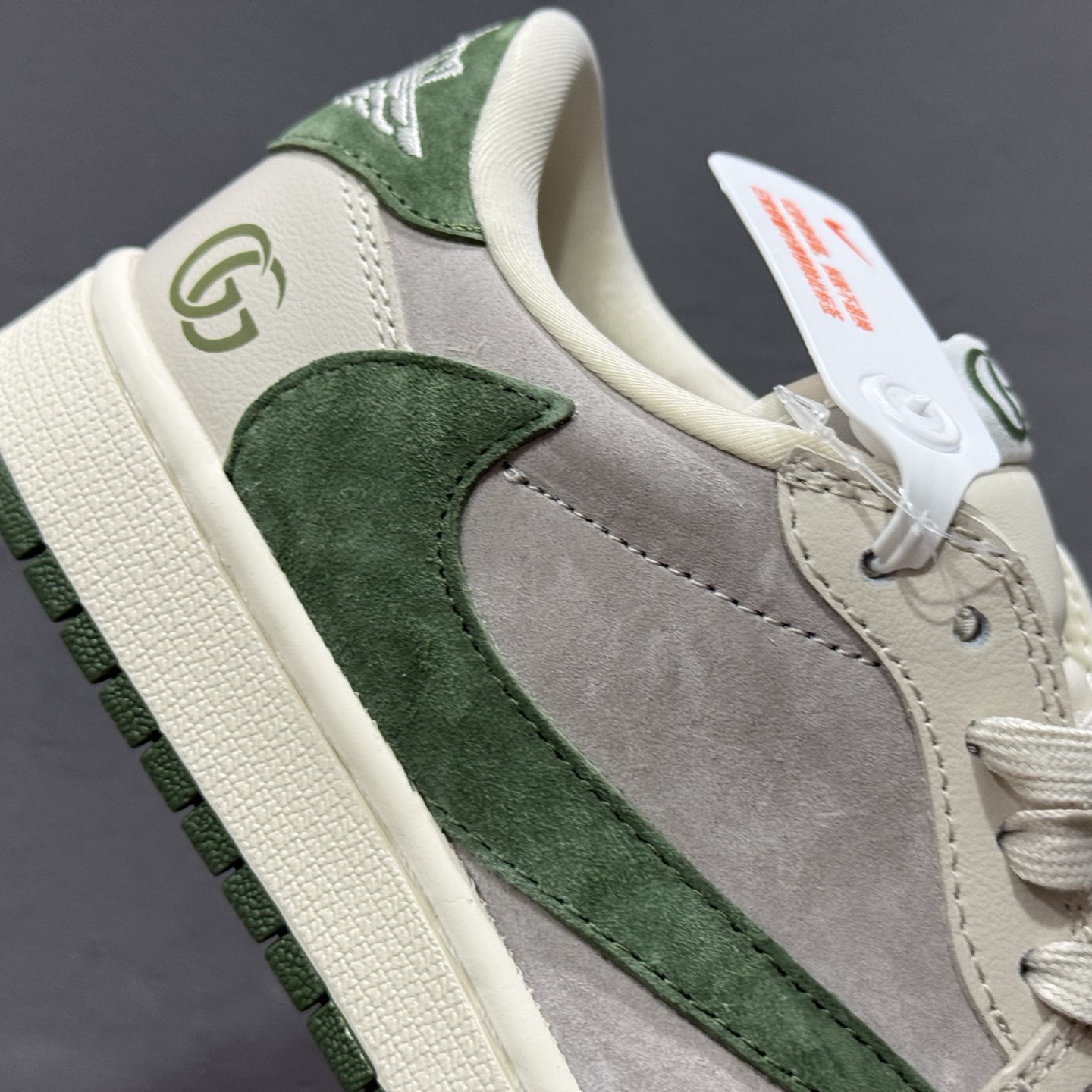 XC版Travis Scott x Fragment Design x Jordan Air Jordan 1 Low SP AJ1 乔1LV联名暮云灰 低帮文化休闲板鞋 LX1988-102