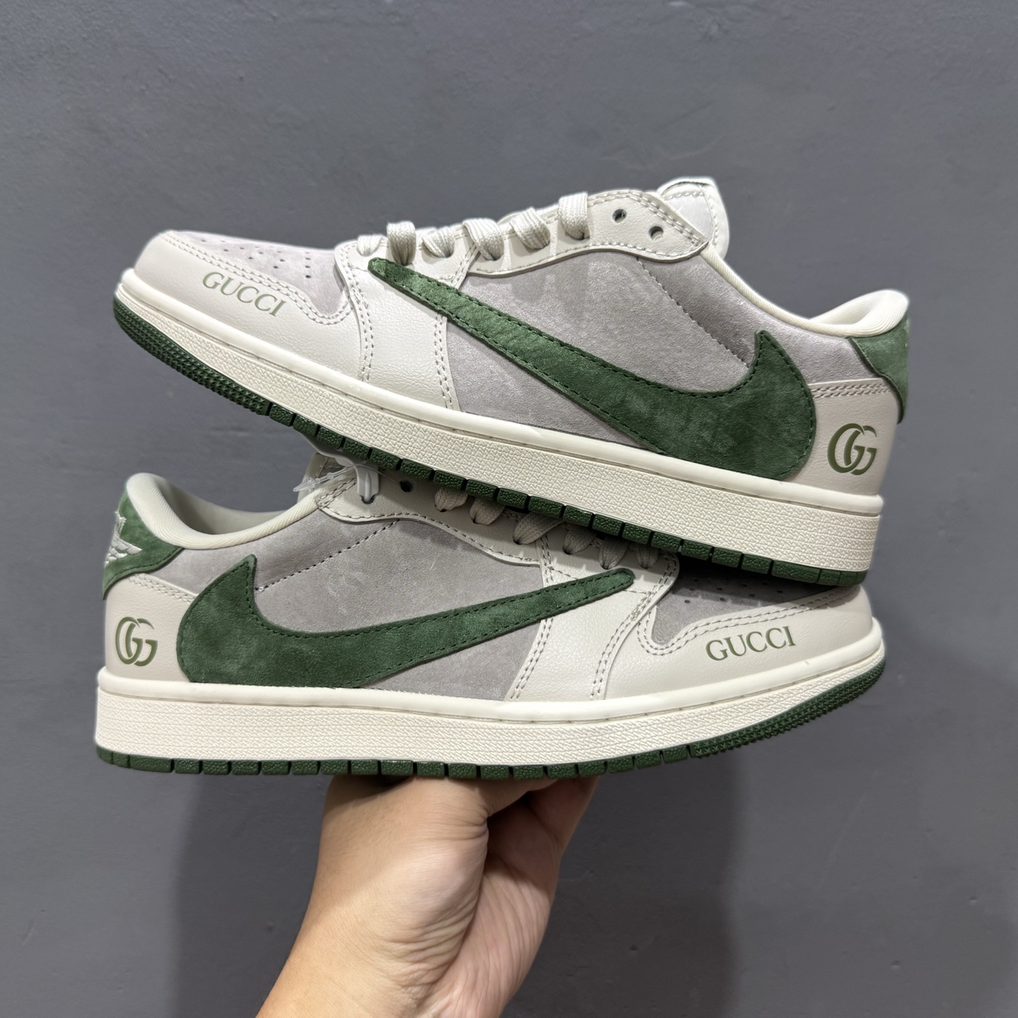 XC版Travis Scott x Fragment Design x Jordan Air Jordan 1 Low SP AJ1 乔1LV联名暮云灰 低帮文化休闲板鞋 LX1988-102