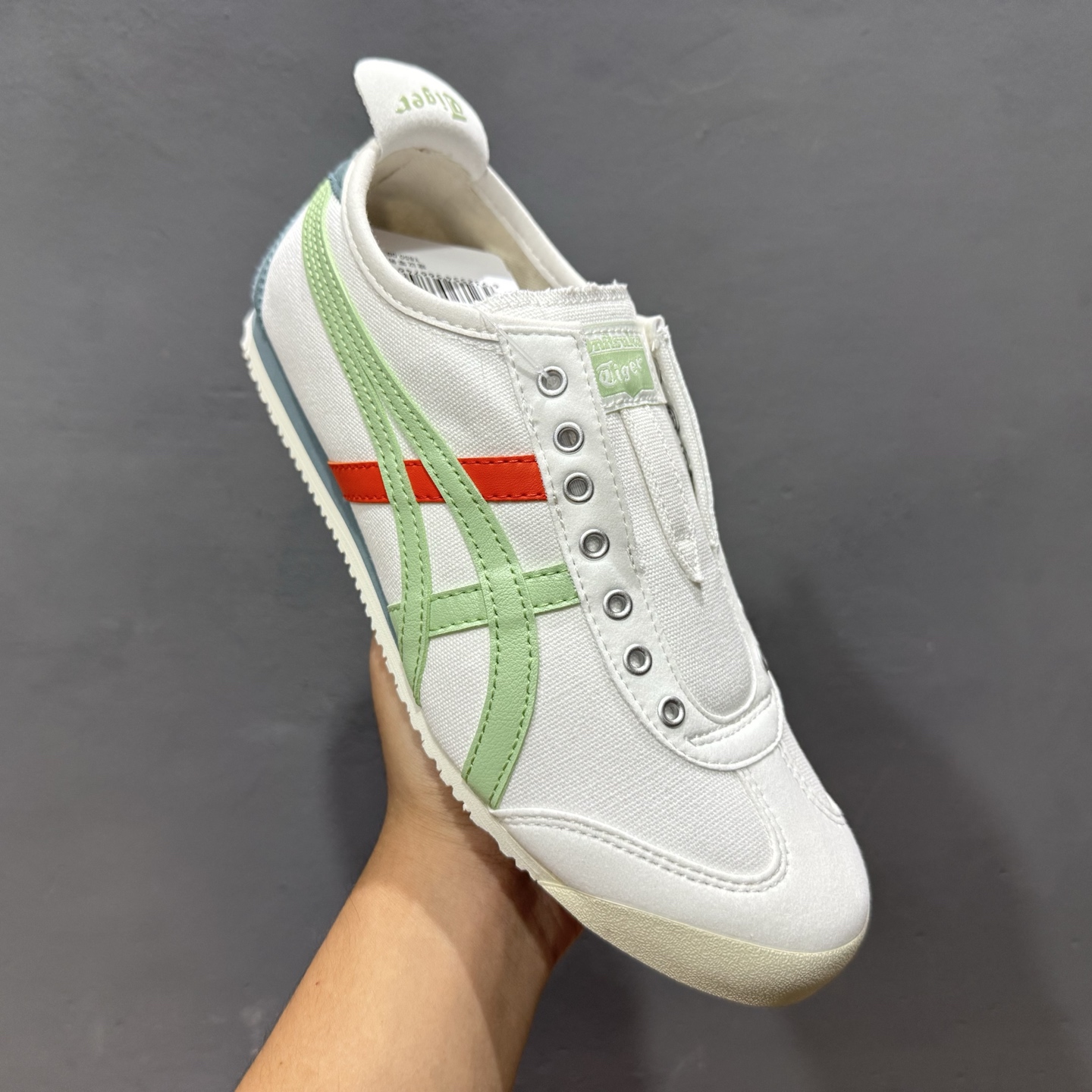 新款出货 原装 亚瑟士 OnitsukaTiger/鬼塚虎 Mexico 66 帆布低邦休闲跑步鞋 1183B360-High Quatity Cheap Brand wholesale wholesaler seller Clothes Bags handbags Sneakers Top Fashion Clothing Shoes from China Factory Chinese suppliers best Quality Beautiful Price 新款出货 原装 亚瑟士 OnitsukaTiger/鬼塚虎 Mexico 66 帆布低邦休闲跑步鞋 1183B360