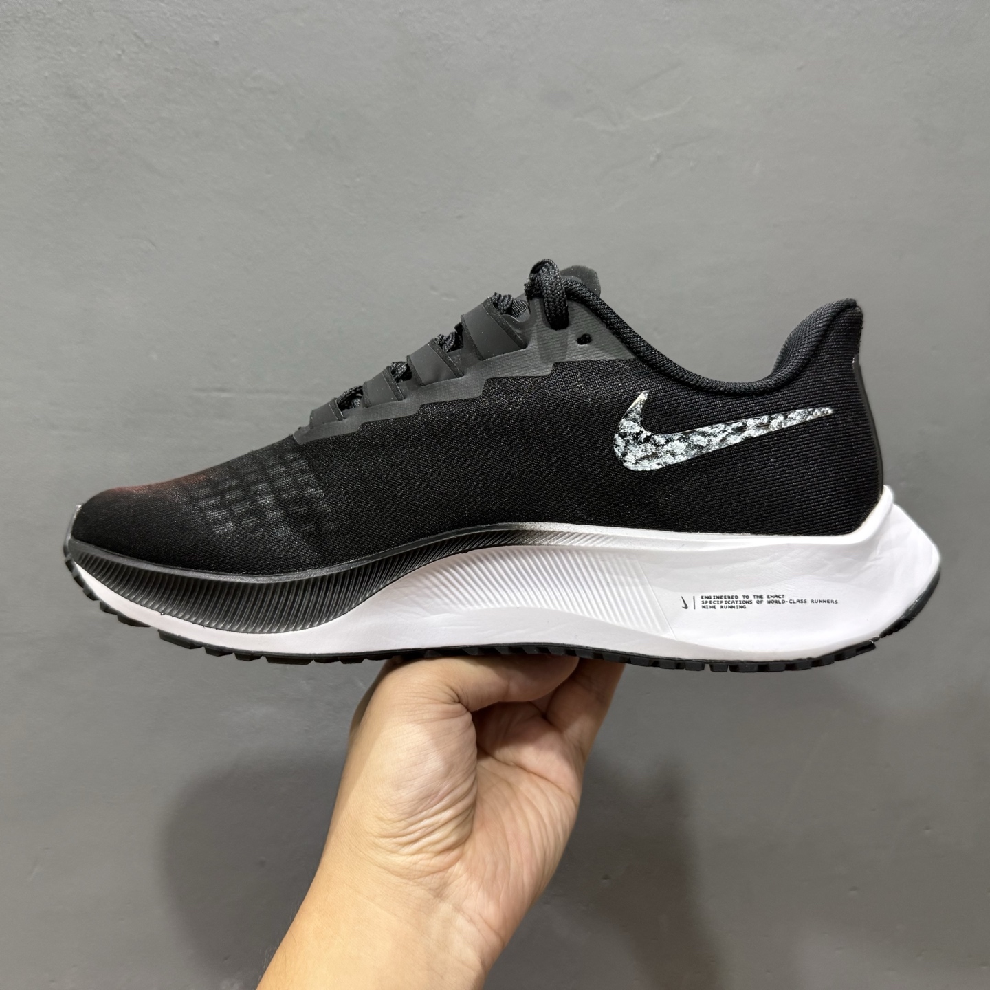 定制球鞋 Nike Pegasus 37 虐杀原形 黑色 BQ9647-002