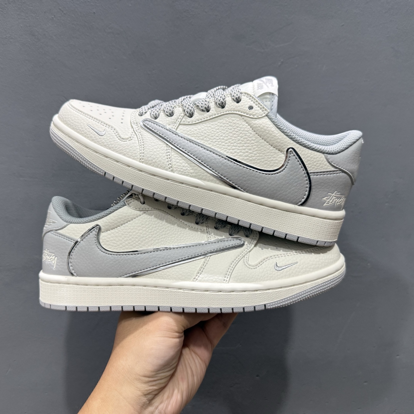 Stussy x Air Jordan 1 Low 白蓝银 ST5696-262