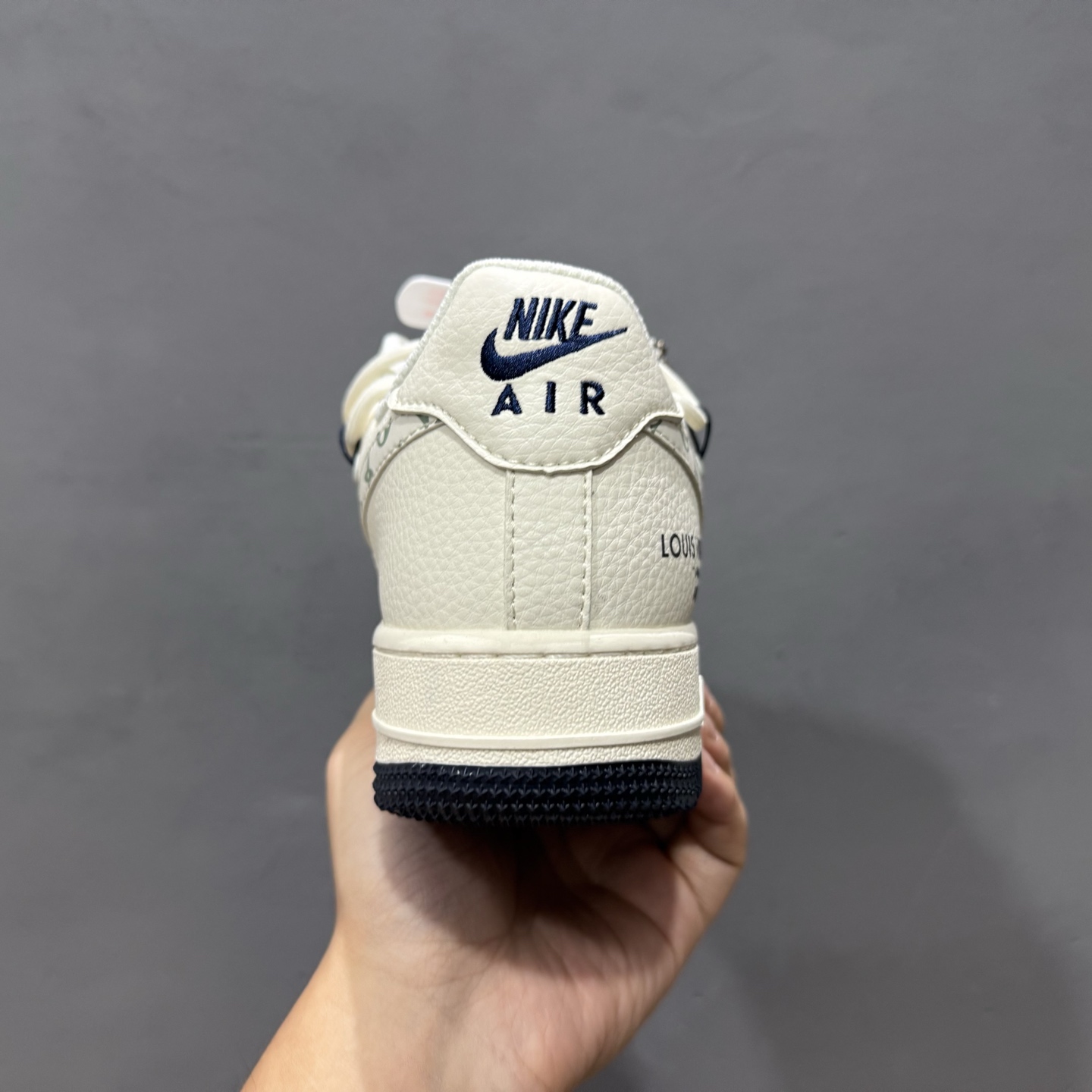 Nike Air Force 1'07 Low LV联名 深蓝底抽绳 空军一号低帮休闲板鞋 DM6868-098