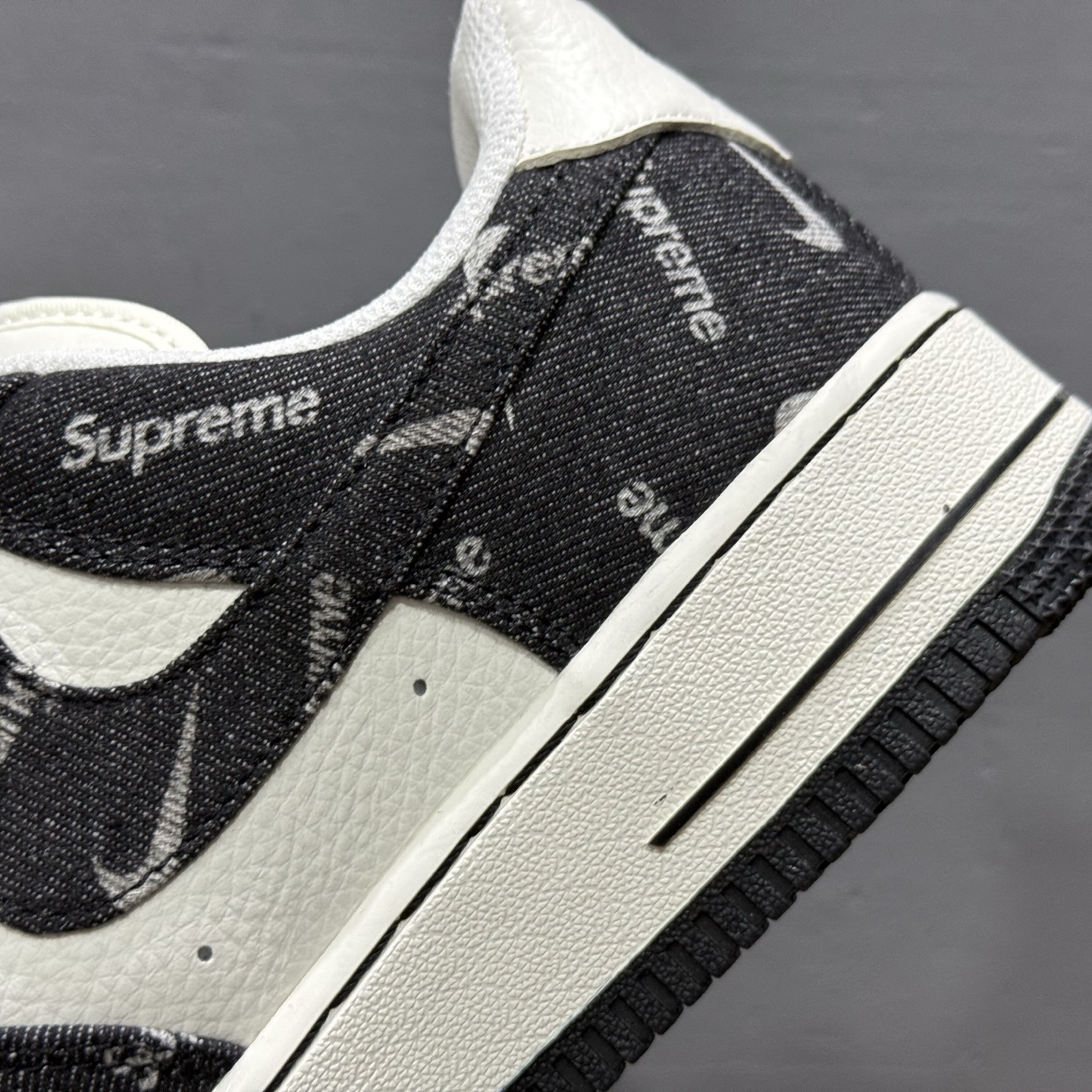 Nike Air Force 1'07 Low Sup联名 黑牛仔小白勾 空军一号低帮休闲板鞋 LW9279-010