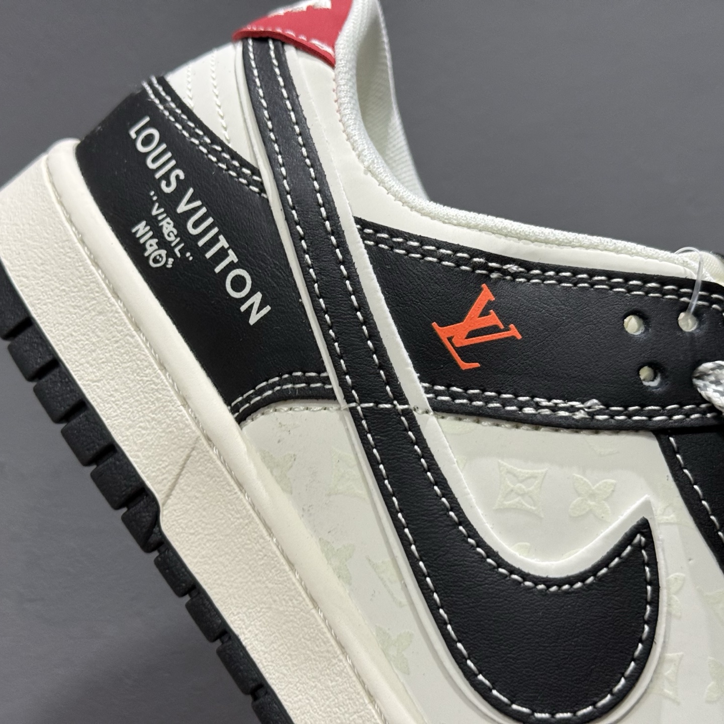 Louis Vuitton x Nike Dunk Low 双勾红尾 YX5066-358
