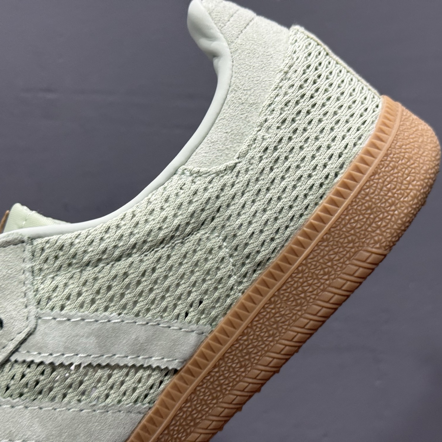 adidas originals SAMBA 绿黄色 KK3529-High Quatity Cheap Brand wholesale wholesaler seller Clothes Bags handbags Sneakers Top Fashion Clothing Shoes from China Factory Chinese suppliers best Quality Beautiful Price adidas originals SAMBA 绿黄色 KK3529