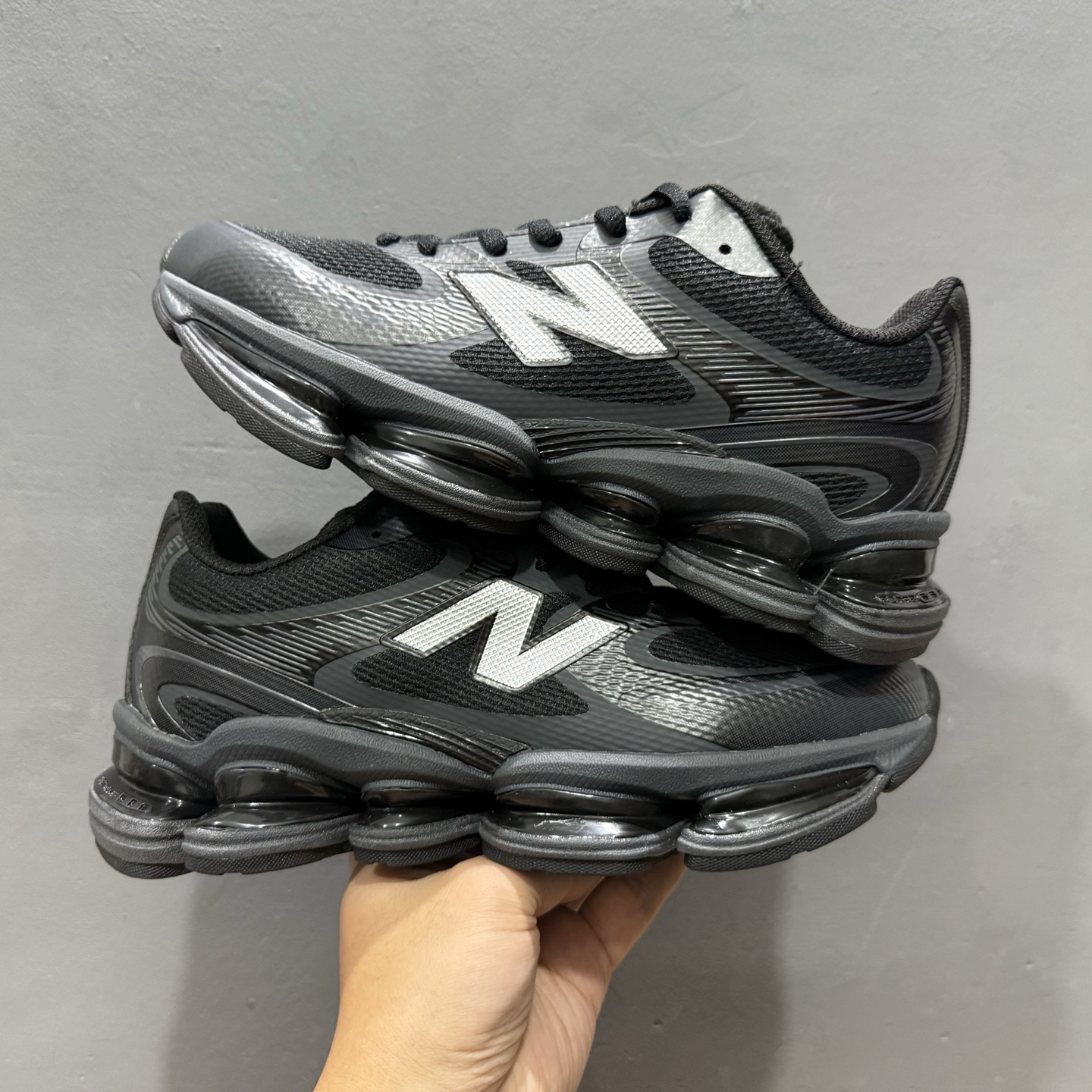 New Balance NB 2000 百搭舒适耐磨 低帮跑步鞋 男女同款 银黑 U2000BAP-High Quatity Cheap Brand wholesale wholesaler seller Clothes Bags handbags Sneakers Top Fashion Clothing Shoes from China Factory Chinese suppliers best Quality Beautiful Price New Balance NB 2000 百搭舒适耐磨 低帮跑步鞋 男女同款 银黑 U2000BAP
