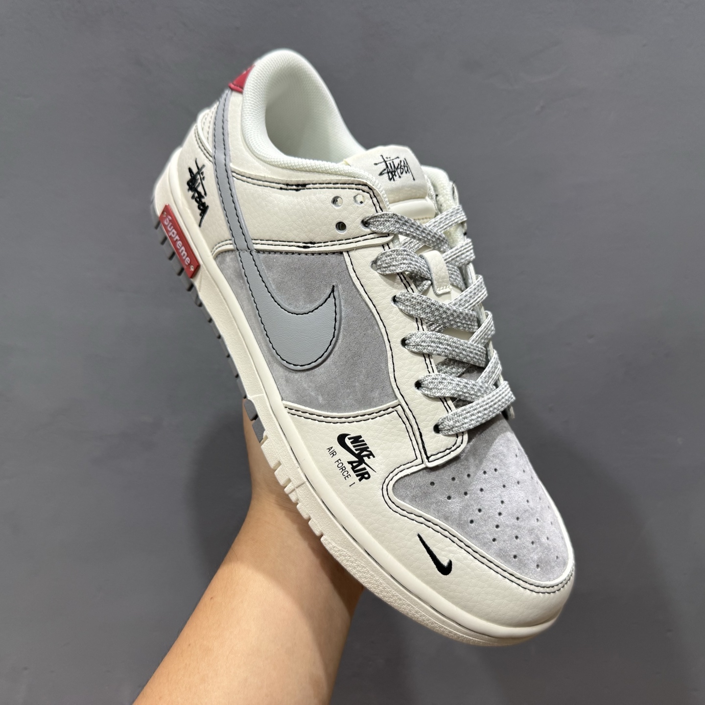 XC版Nike SB Dunk Low x Stussy 白蓝红绑带 SJ2068-302