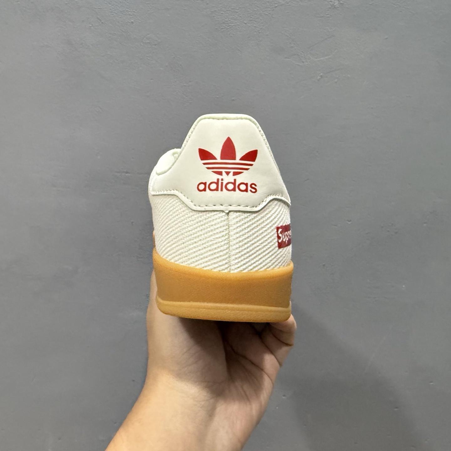 SC版Adidas SAMBA x Supreme 白红休闲板鞋 SC9207-723