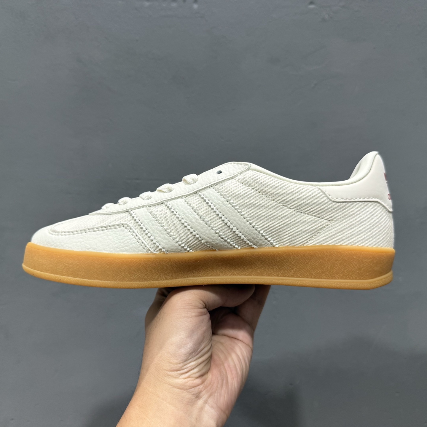 SC版Adidas SAMBA x Supreme 白红休闲板鞋 SC9207-723