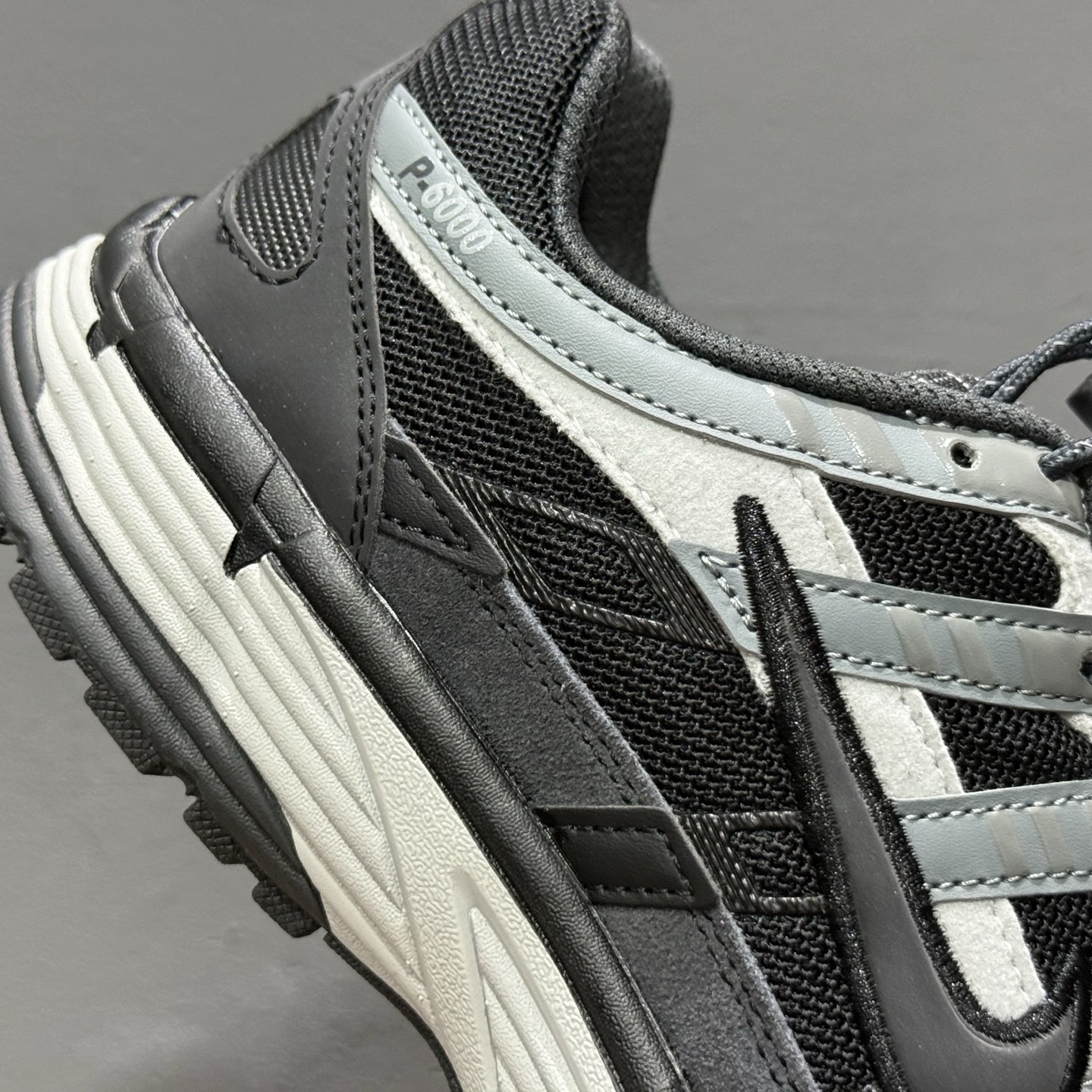 NK P-6000 复古休闲运动老爹鞋 HQ3818-001