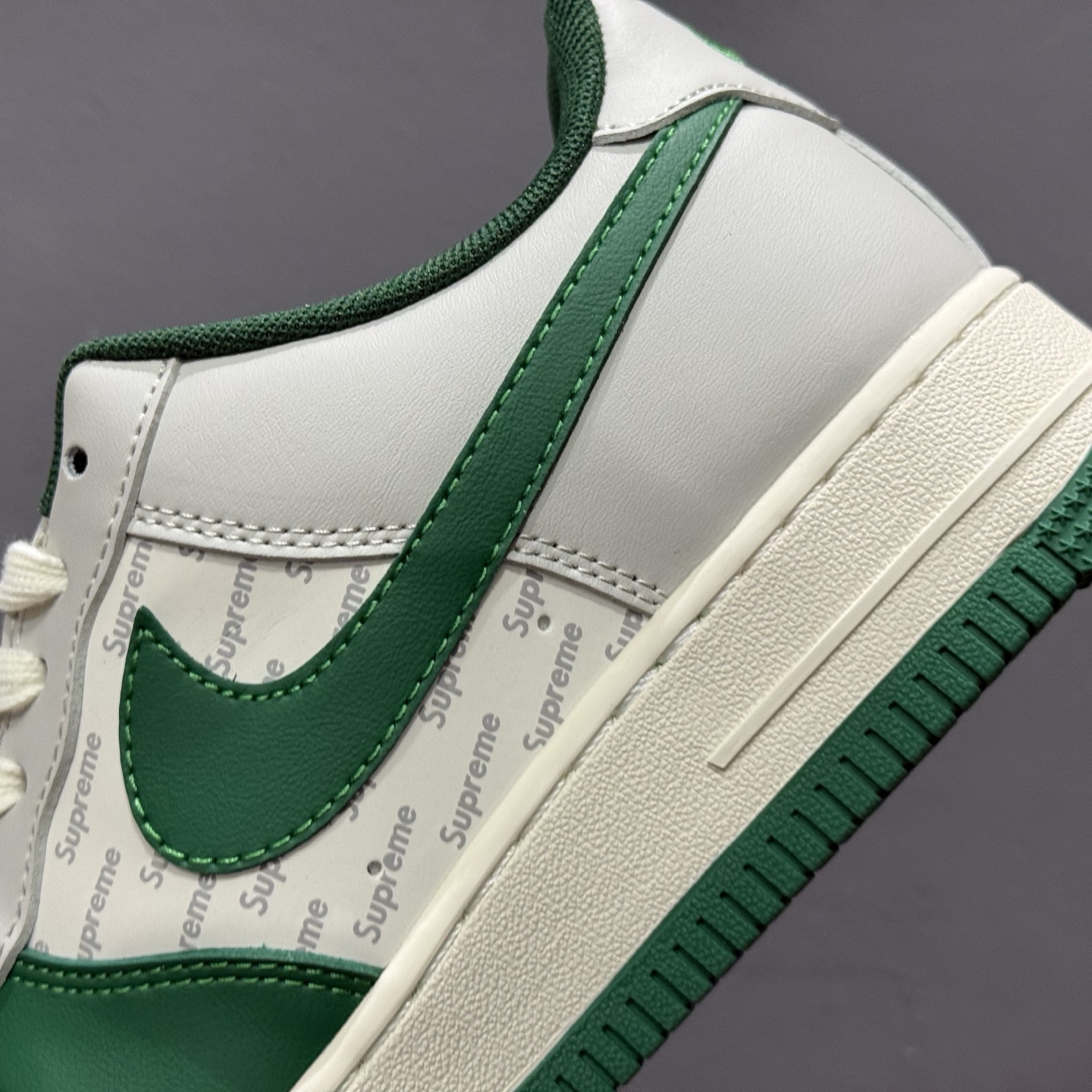 Nike Air Force 1'07 Low 联名款 孔雀绿 空军一号低帮休闲板鞋 ZH2598-321